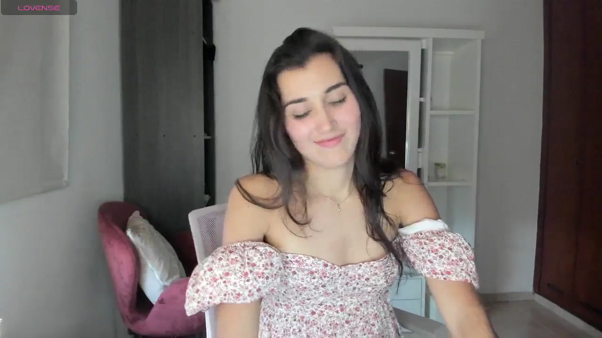 Gallery image thumbnail from Angelnaaughty's myfreecams stream on, 04/22/2026, 21:23 image 17 of 20