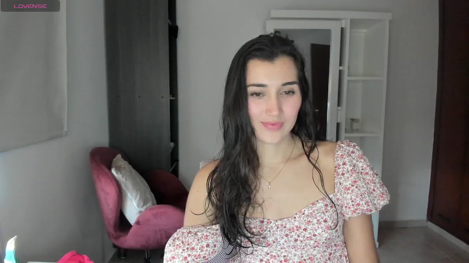 Gallery image thumbnail from Angelnaaughty's myfreecams stream on, 04/22/2026, 21:23 image 4 of 20