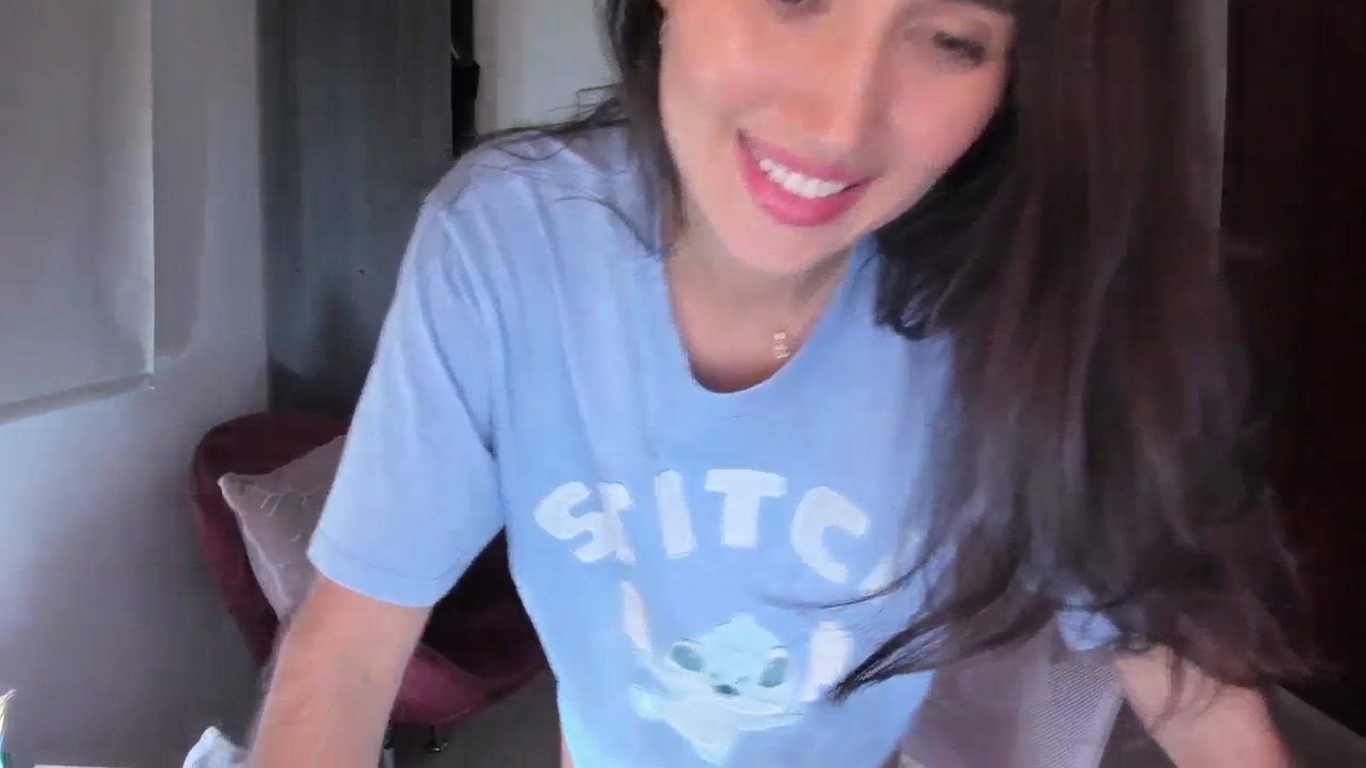 Gallery image thumbnail from Angelnaaughty's myfreecams stream on, 04/23/2026, 22:32 image 13 of 20