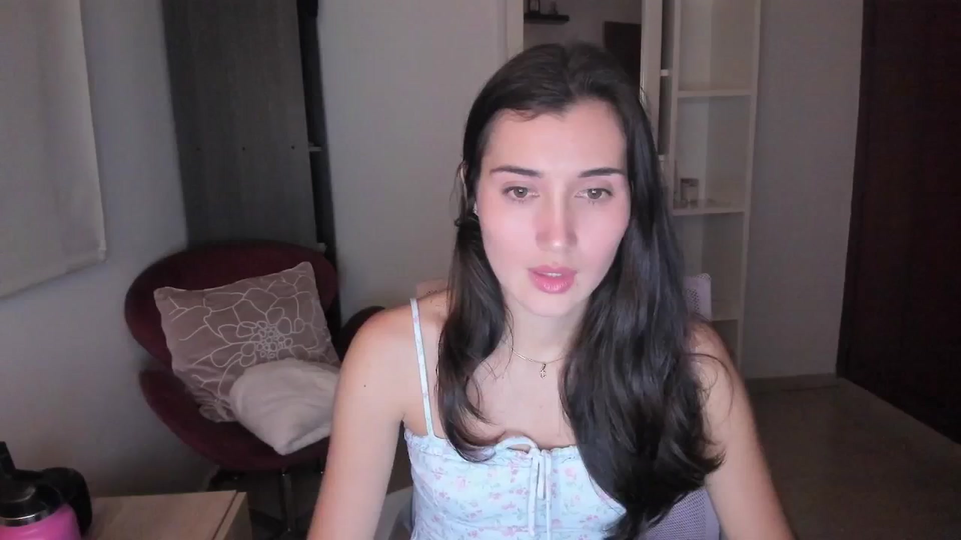Gallery image thumbnail from Angelnaaughty's myfreecams stream on, 04/29/2026, 24:03 image 13 of 20