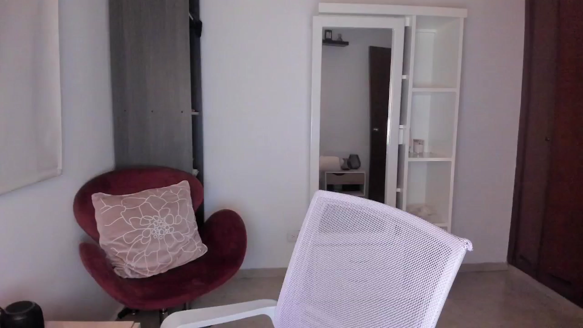 Gallery image thumbnail from Angelnaaughty's myfreecams stream on, 04/30/2026, 05:05 image 16 of 20