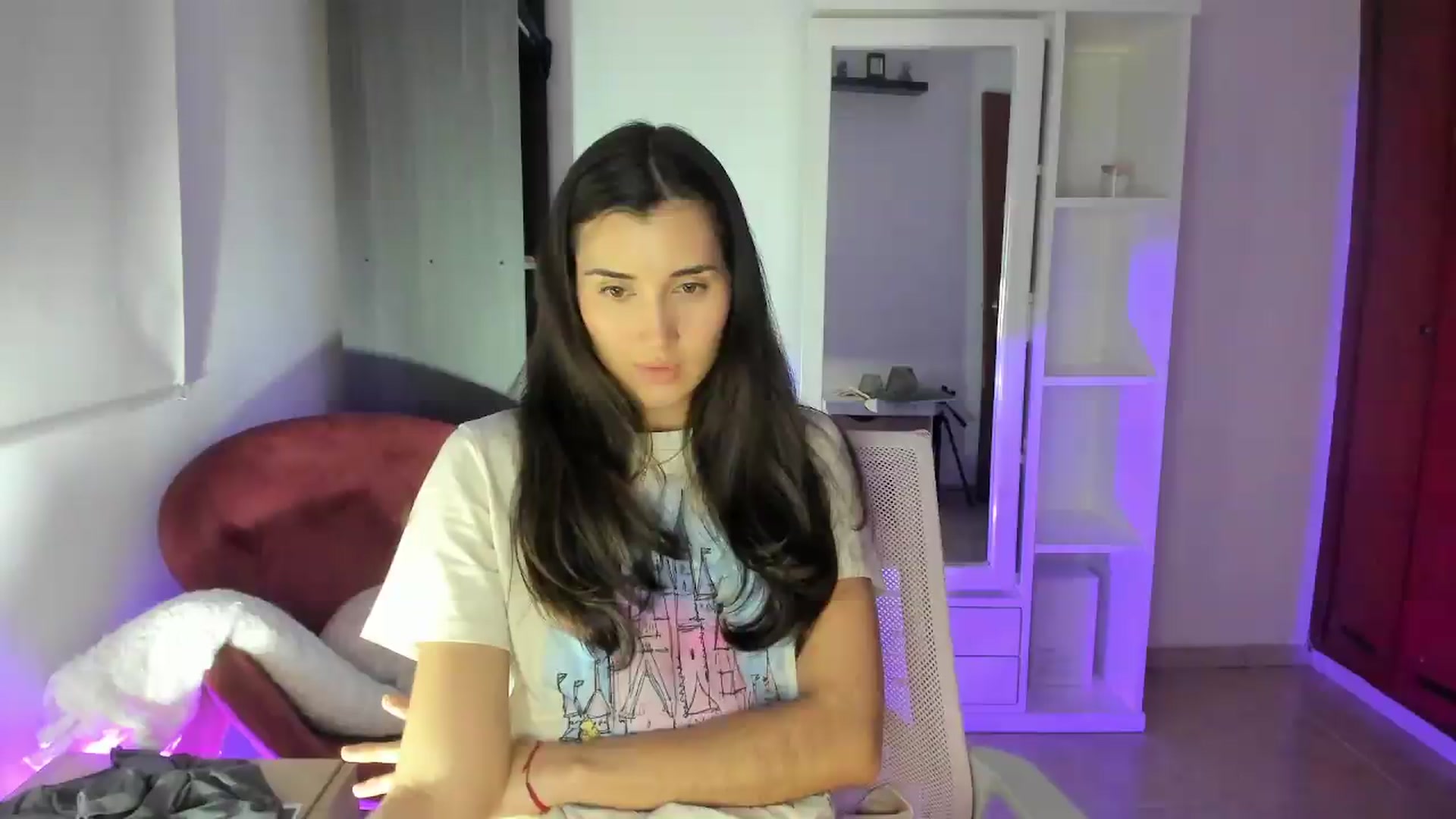 Gallery image thumbnail from Angelnaaughty's myfreecams stream on, 05/15/2026, 04:31 image 14 of 20
