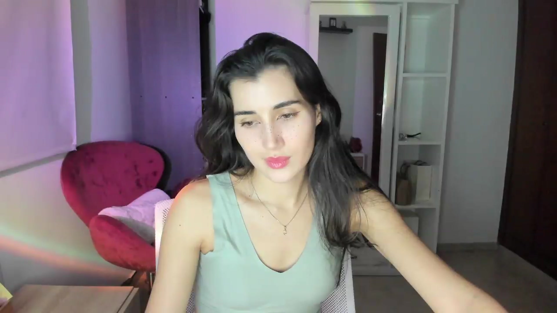 Gallery image thumbnail from Angelnaaughty's myfreecams stream on, 07/10/2026, 24:07 image 17 of 20