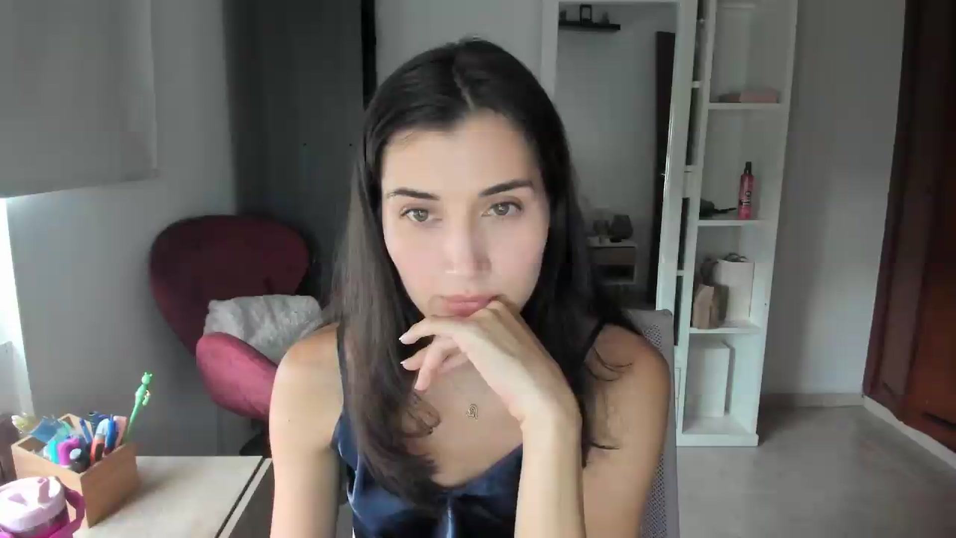 Gallery image thumbnail from Angelnaaughty's myfreecams stream on, 07/31/2026, 21:48 image 13 of 20