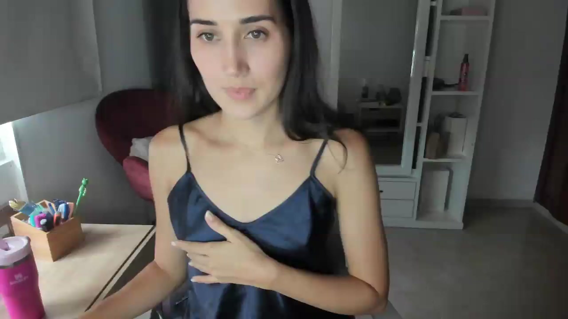 Gallery image thumbnail from Angelnaaughty's myfreecams stream on, 07/31/2026, 22:32 image 11 of 20