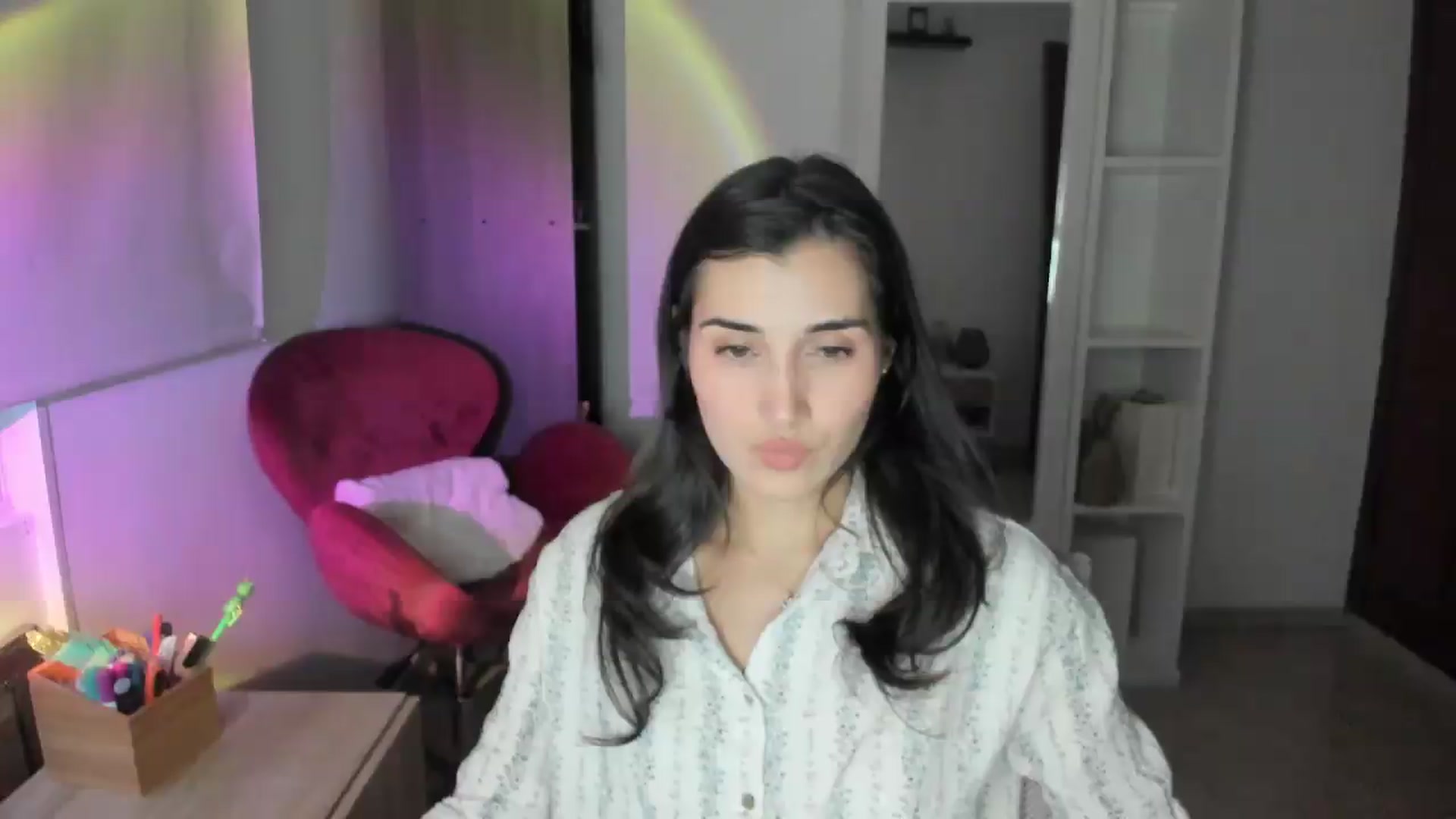 Gallery image thumbnail from Angelnaaughty's myfreecams stream on, 08/06/2026, 23:22 image 3 of 20