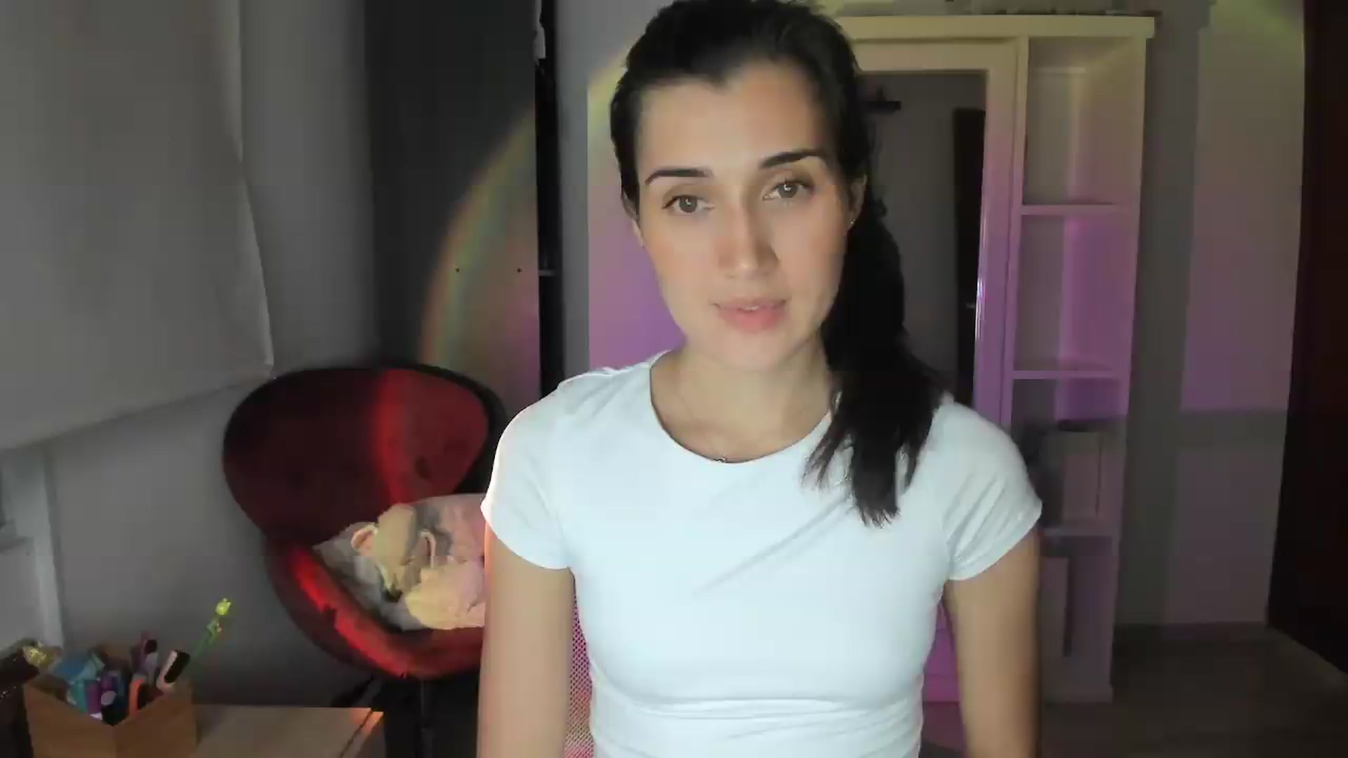 Gallery image thumbnail from Angelnaaughty's myfreecams stream on, 08/08/2026, 03:09 image 13 of 20