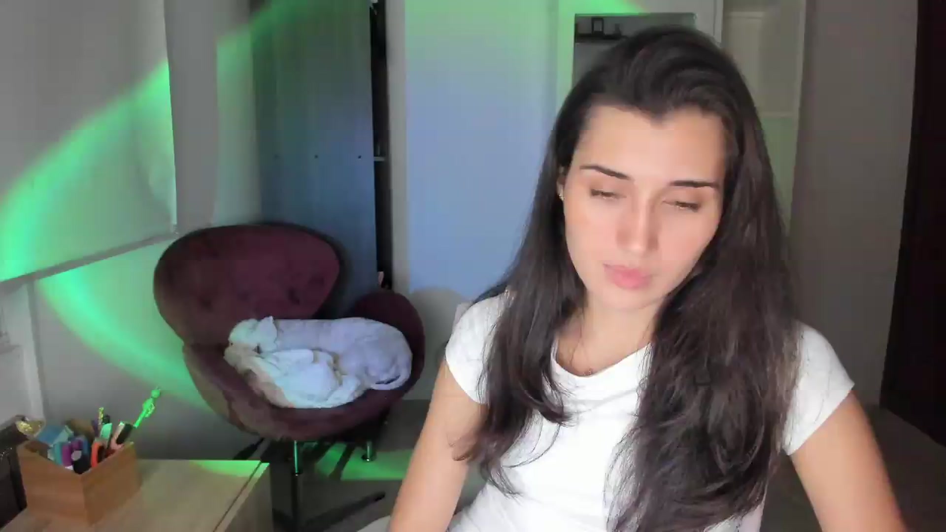 Gallery image thumbnail from Angelnaaughty's myfreecams stream on, 08/08/2026, 04:13 image 18 of 20