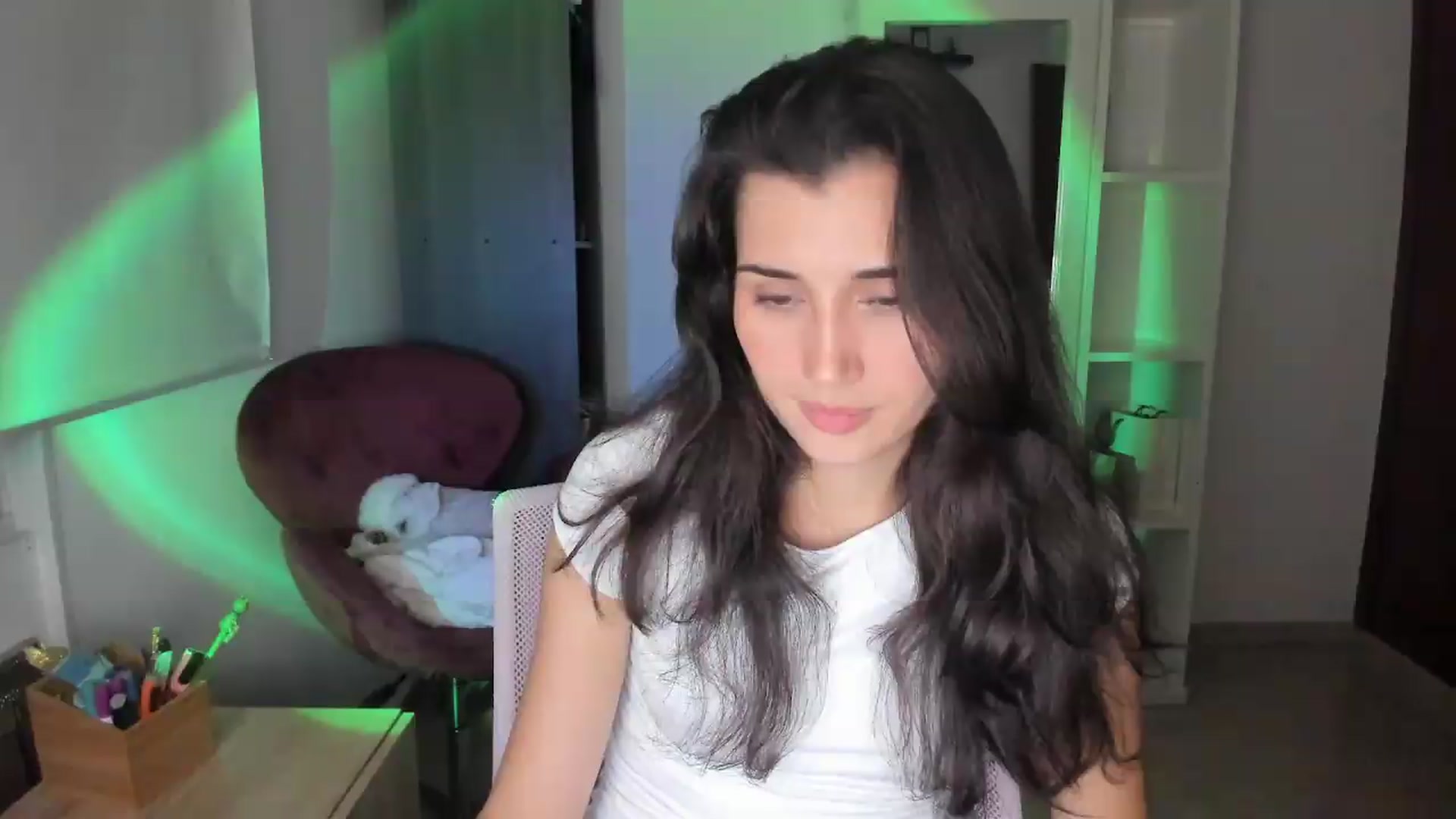 Gallery image thumbnail from Angelnaaughty's myfreecams stream on, 08/08/2026, 04:13 image 7 of 20
