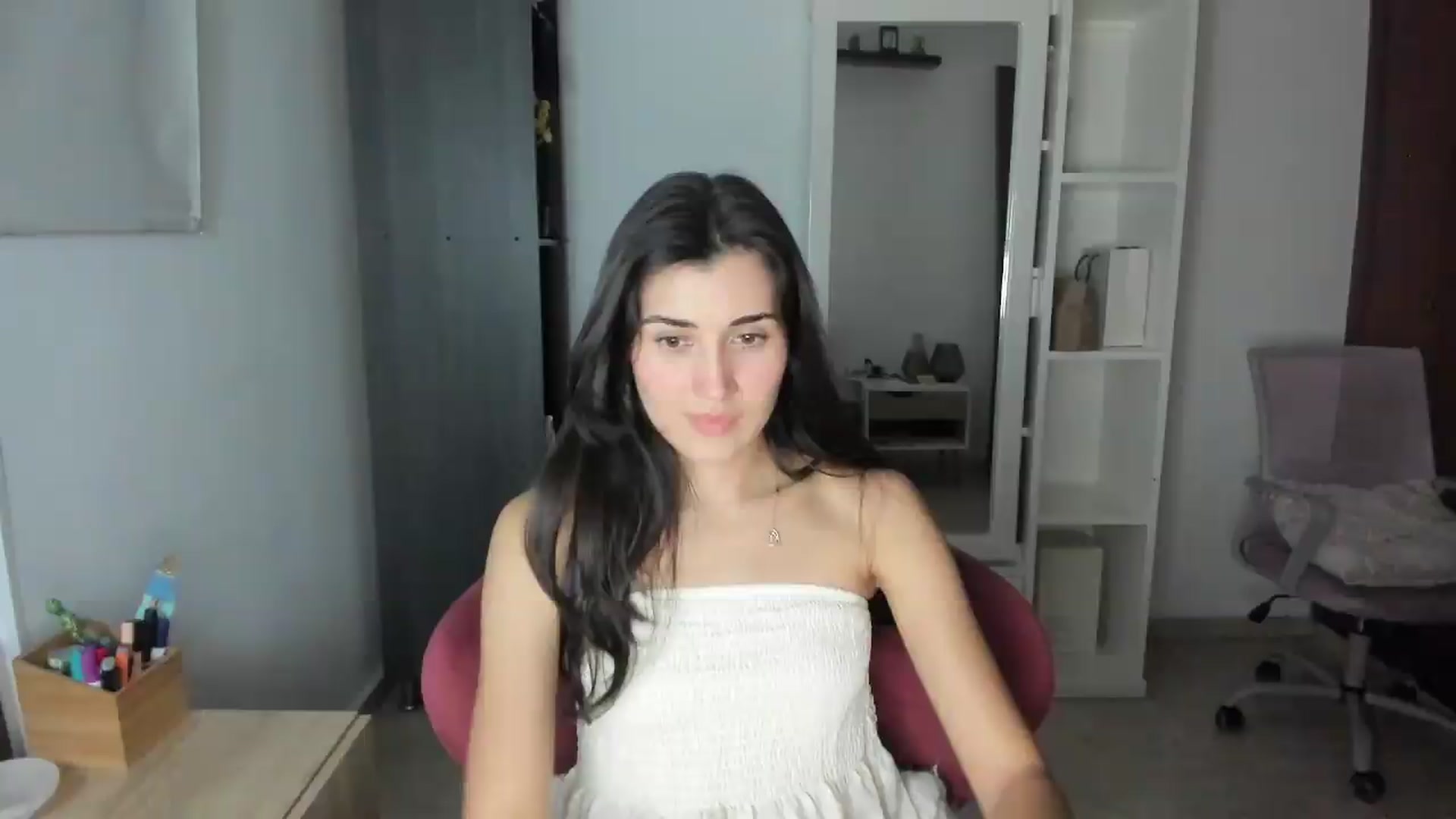 Gallery image thumbnail from Angelnaaughty's myfreecams stream on, 08/23/2026, 24:33 image 6 of 20