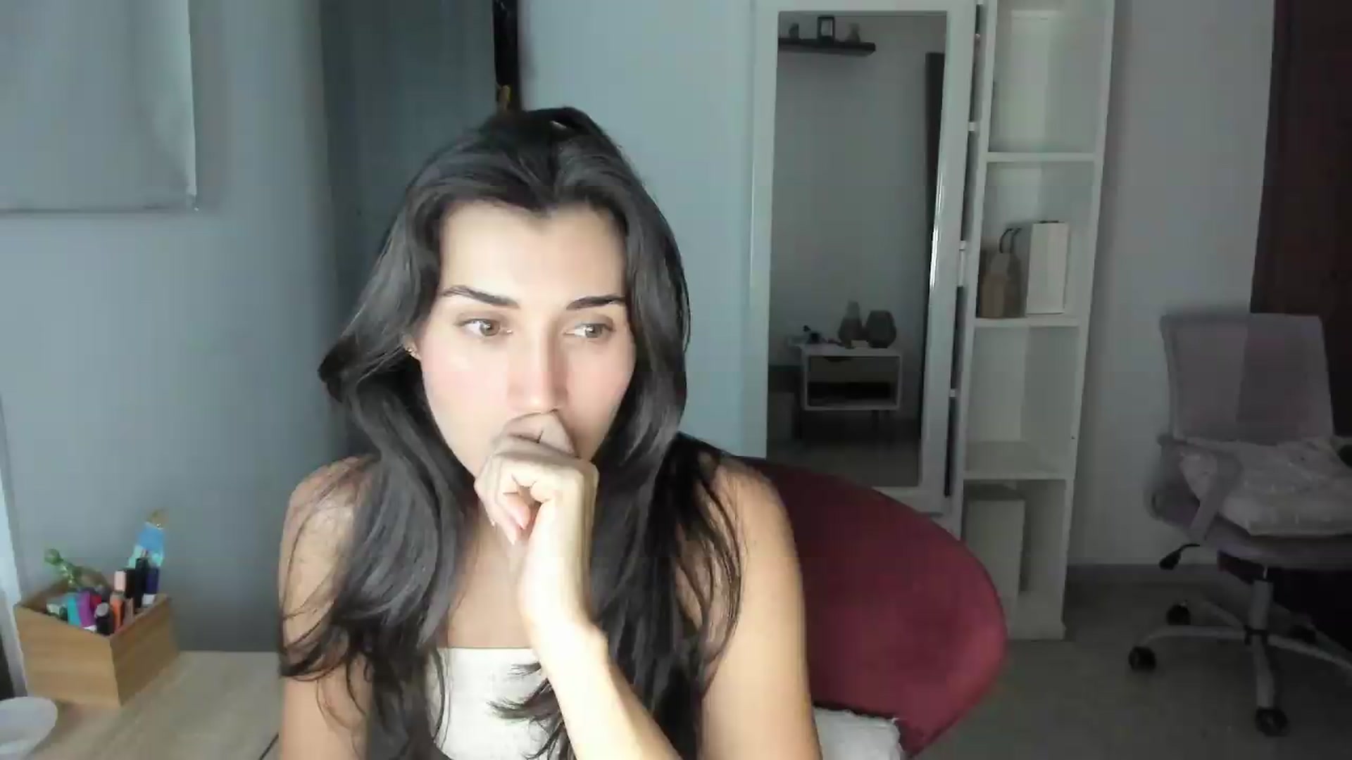 Gallery image thumbnail from Angelnaaughty's myfreecams stream on, 08/23/2026, 24:33 image 19 of 20