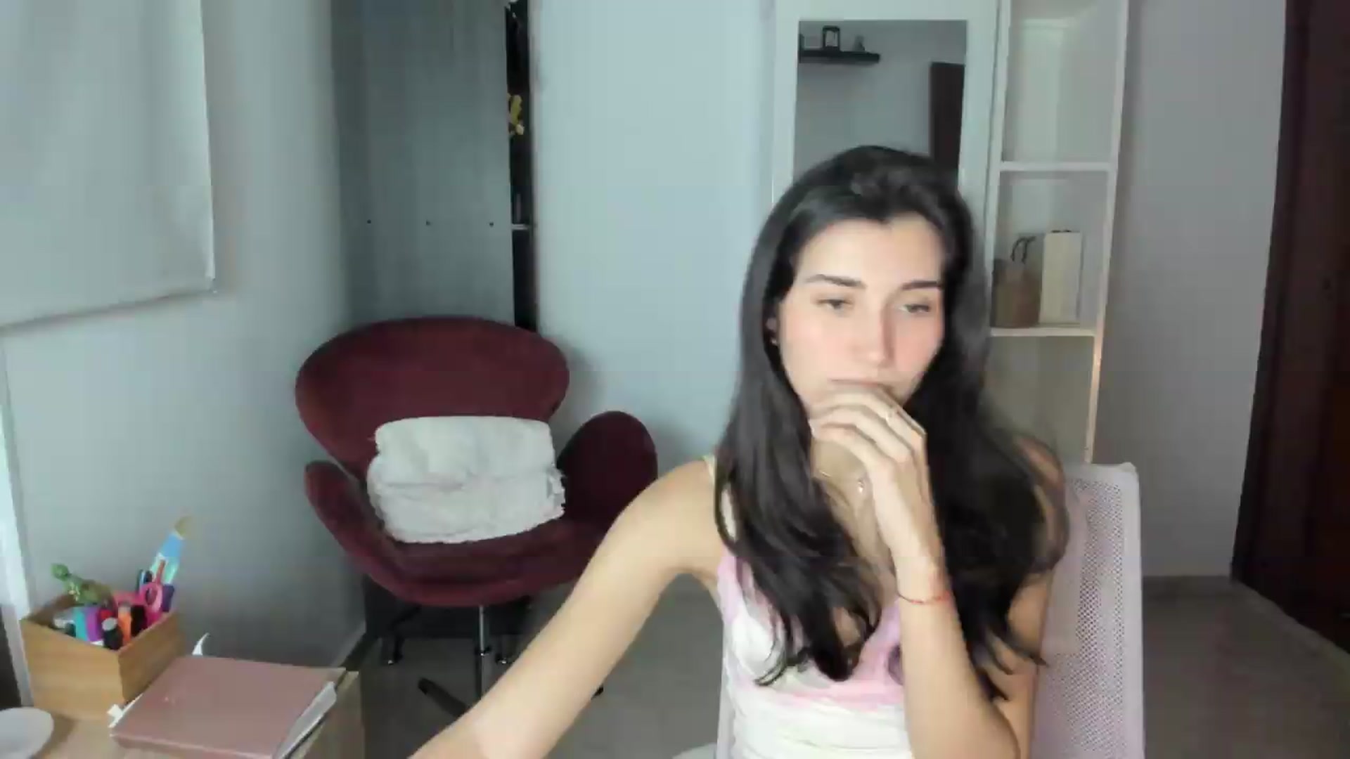Gallery image thumbnail from Angelnaaughty's myfreecams stream on, 08/29/2026, 23:58 image 14 of 20
