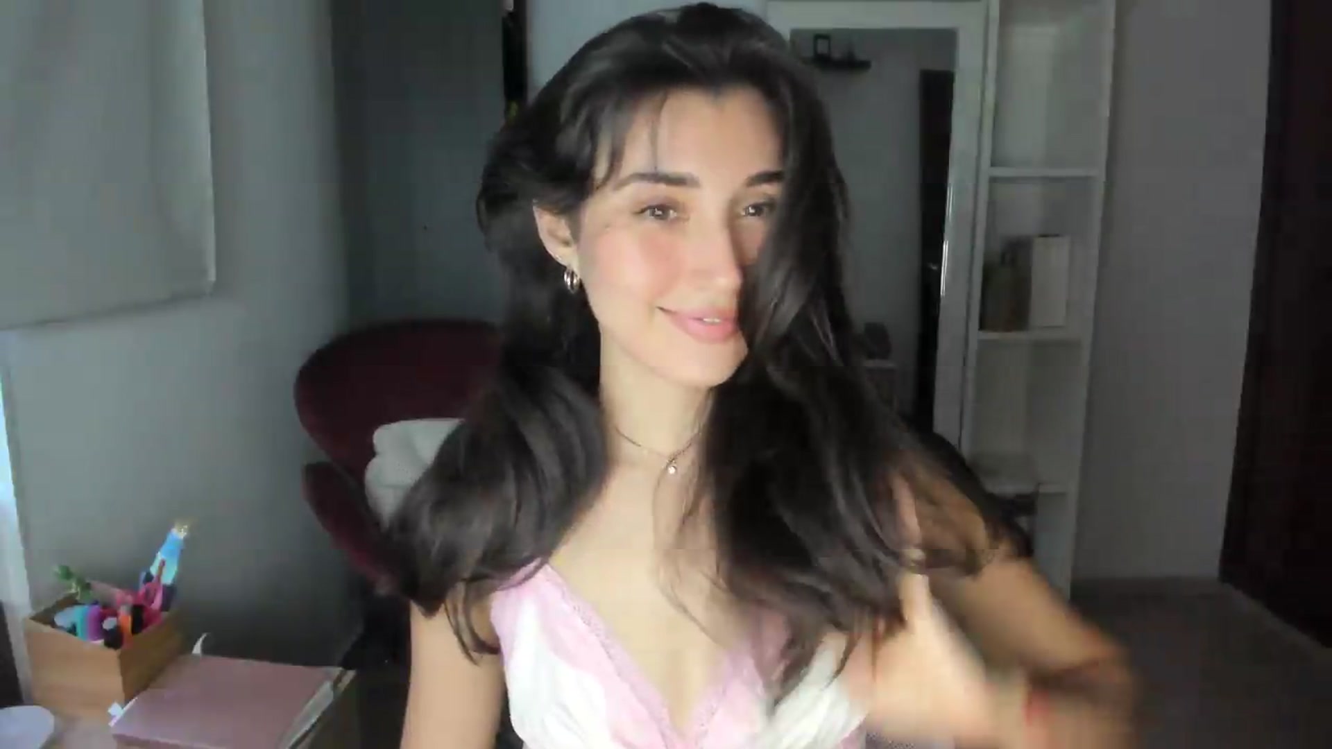Gallery image thumbnail from Angelnaaughty's myfreecams stream on, 08/29/2026, 23:58 image 7 of 20