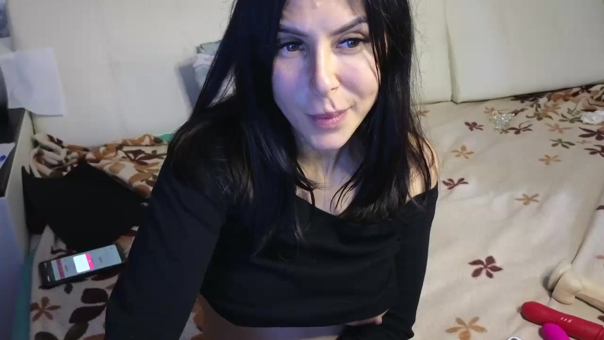 Gallery image thumbnail from AngelsEyesXX's myfreecams stream on, 06/15/2024, 10:35 image 9 of 20