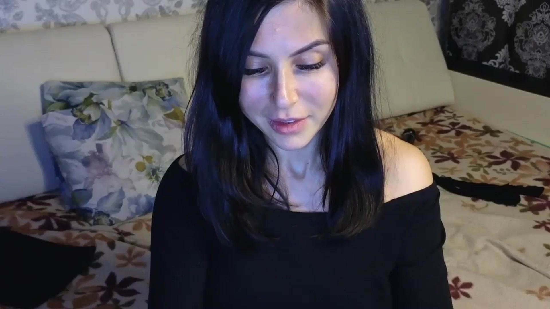 Gallery image thumbnail from AngelsEyesXX's myfreecams stream on, 06/17/2024, 20:07 image 19 of 20