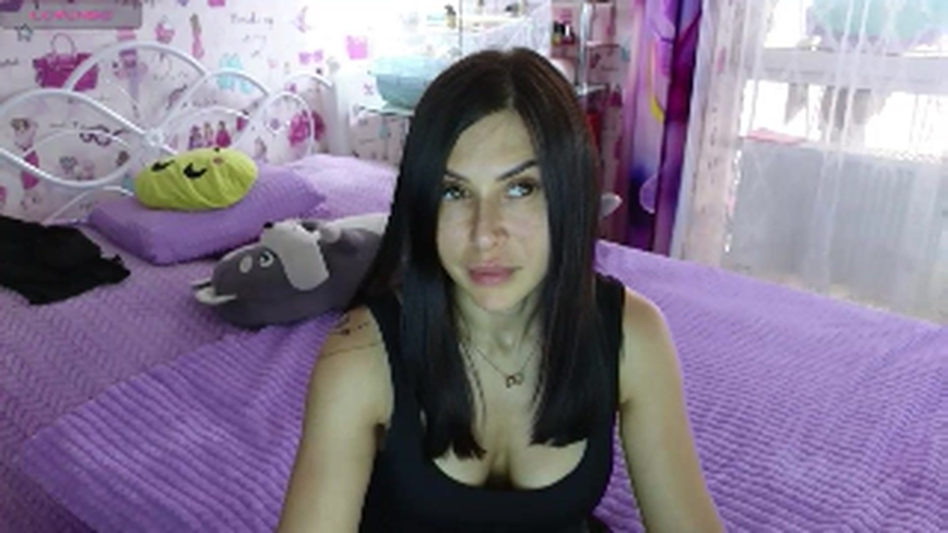 Gallery image thumbnail from AngelsEyesXX's myfreecams stream on, 07/09/2024, 06:45 image 18 of 20