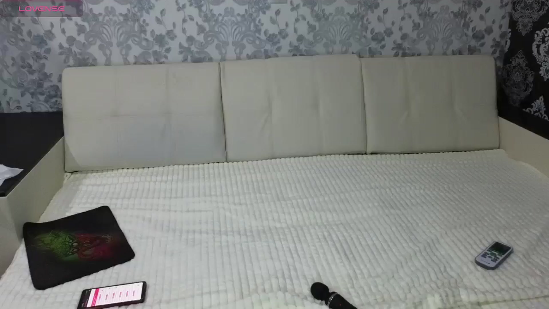 Gallery image thumbnail from AngelsEyesXX's myfreecams stream on, 07/11/2024, 18:25 image 12 of 20
