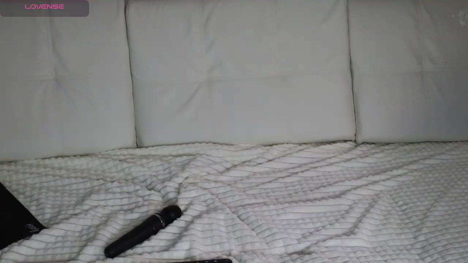 Gallery image thumbnail from AngelsEyesXX's myfreecams stream on, 10/20/2024, 05:05 image 20 of 20