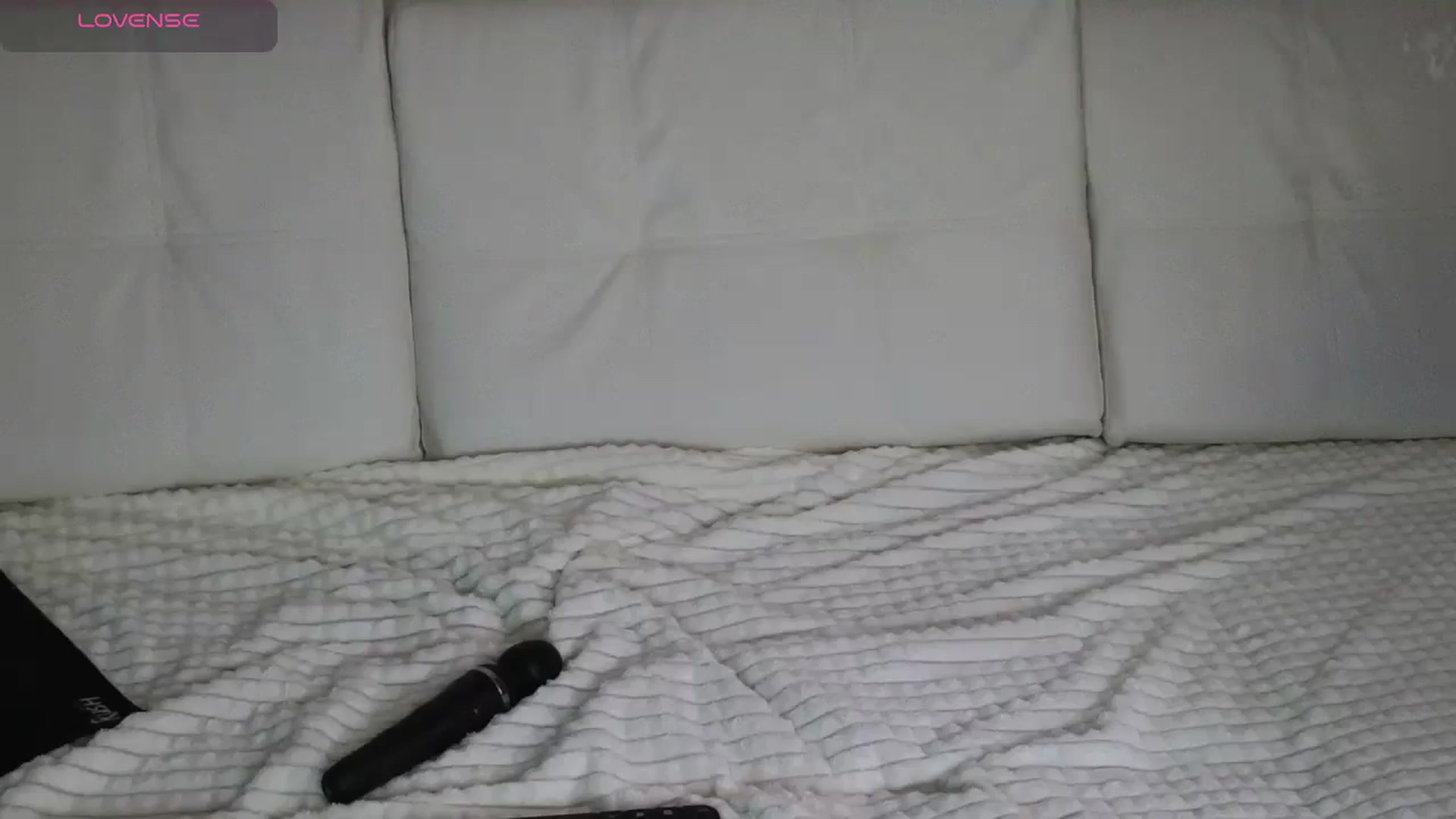 Gallery image thumbnail from AngelsEyesXX's myfreecams stream on, 10/20/2024, 05:05 image 19 of 20