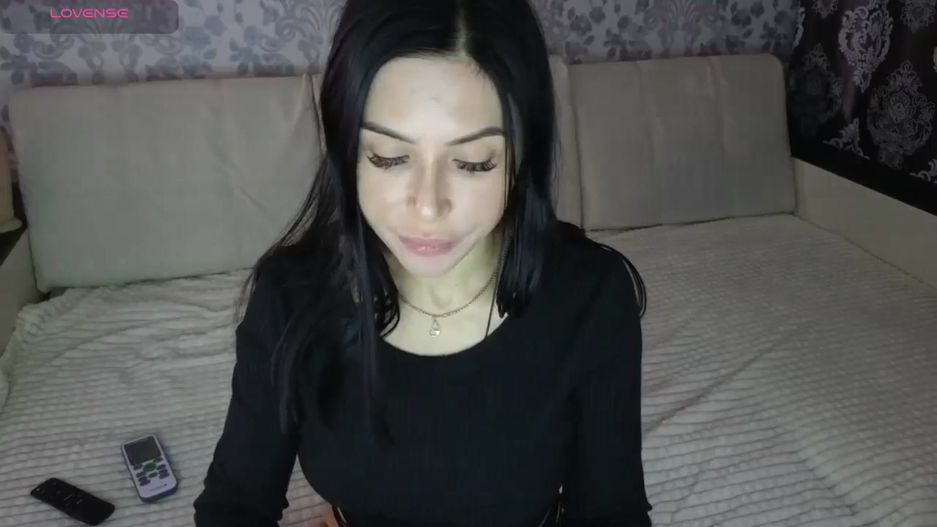Gallery image thumbnail from AngelsEyesXX's myfreecams stream on, 11/24/2024, 08:37 image 13 of 20