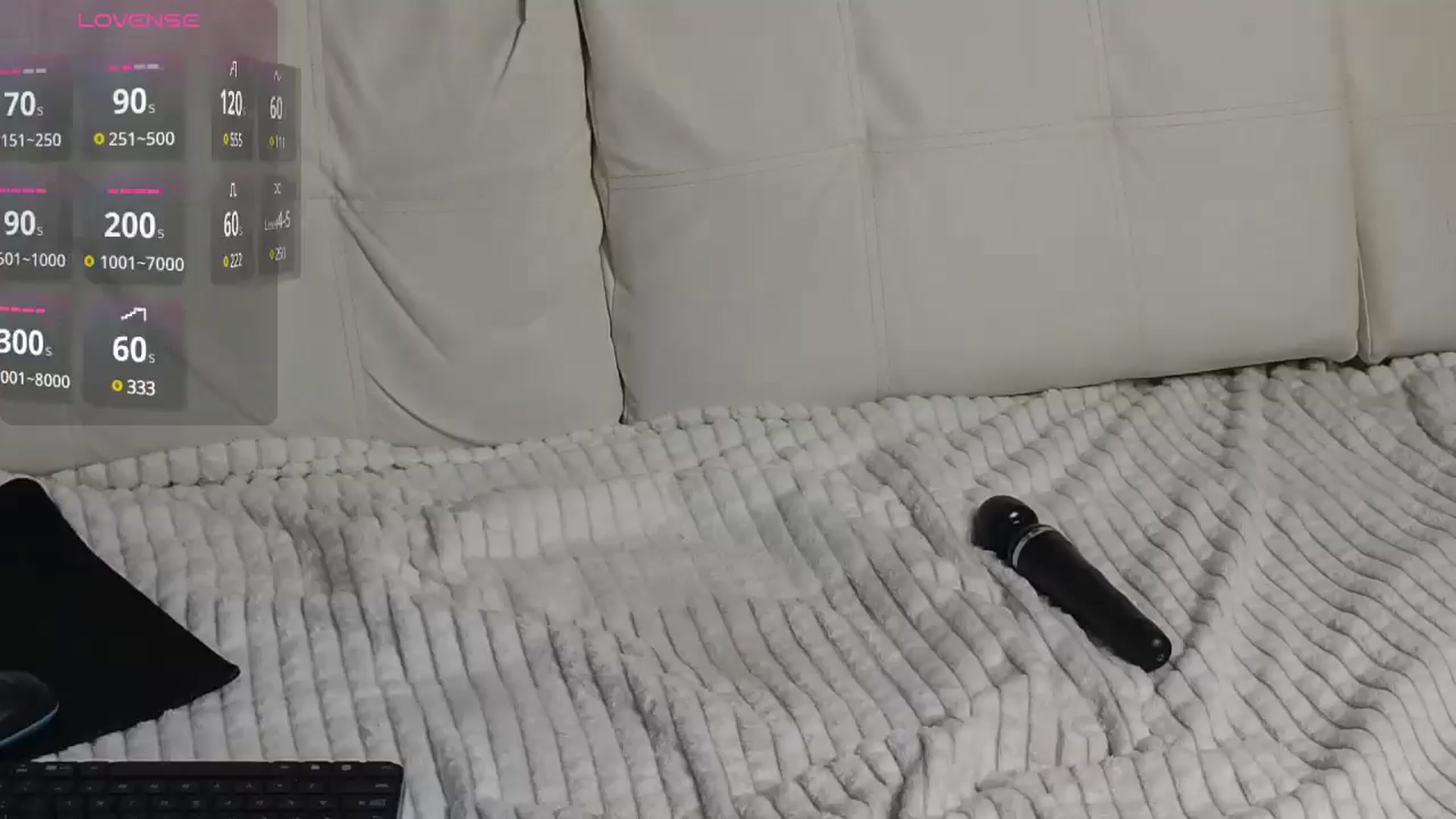 Gallery image thumbnail from AngelsEyesXX's myfreecams stream on, 12/13/2024, 07:38 image 12 of 20