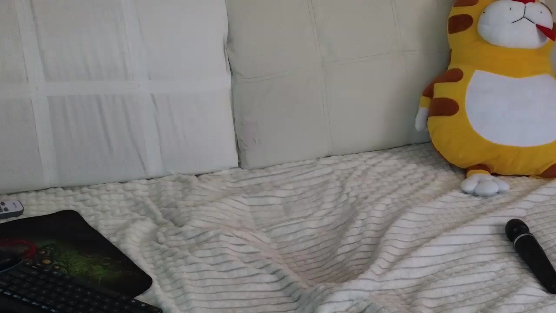 Gallery image thumbnail from AngelsEyesXX's myfreecams stream on, 08/31/2025, 07:20 image 18 of 20