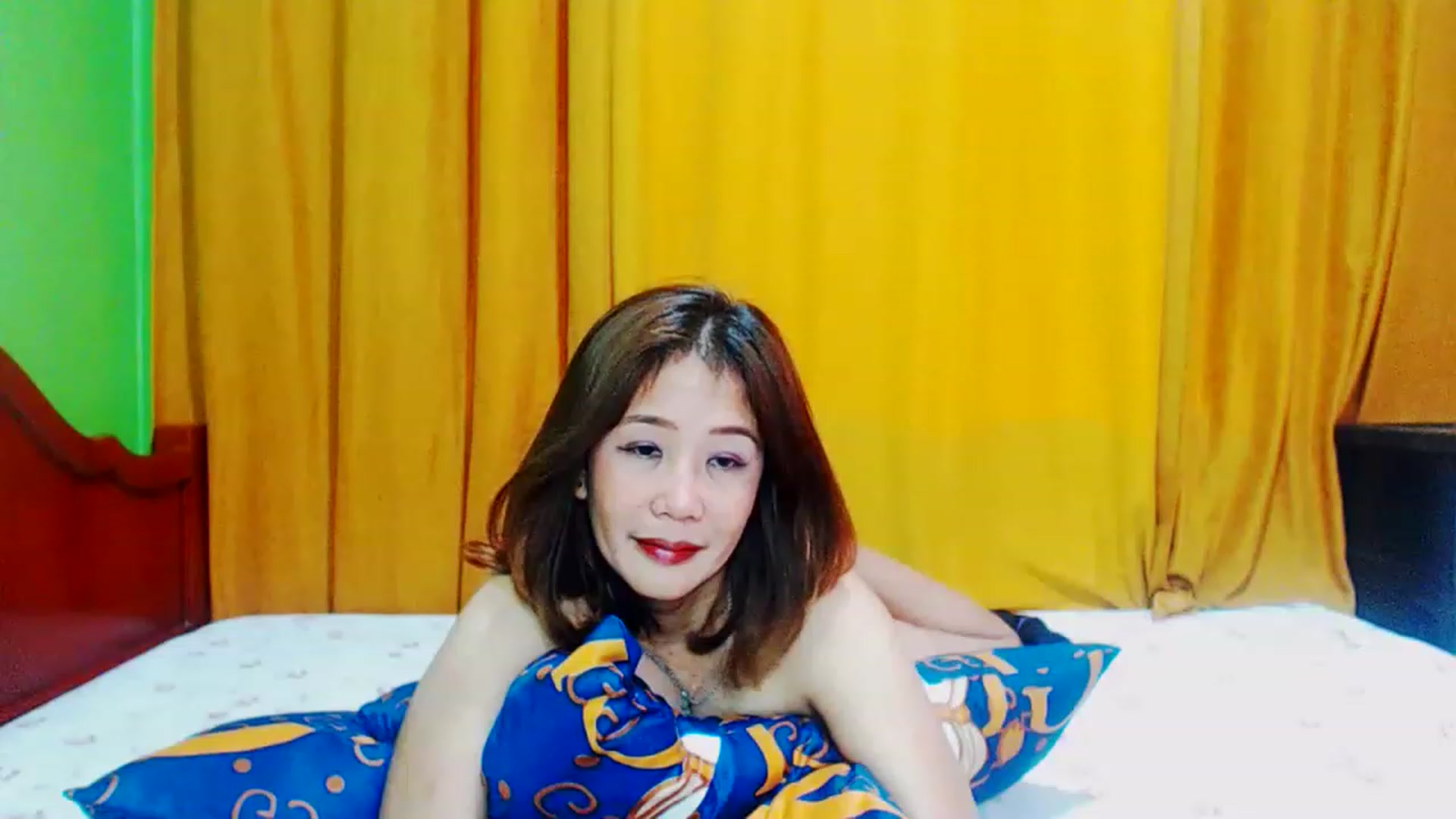 Gallery image thumbnail from Angelsweet02's myfreecams stream on, 04/17/2023, 01:32 image 1 of 20