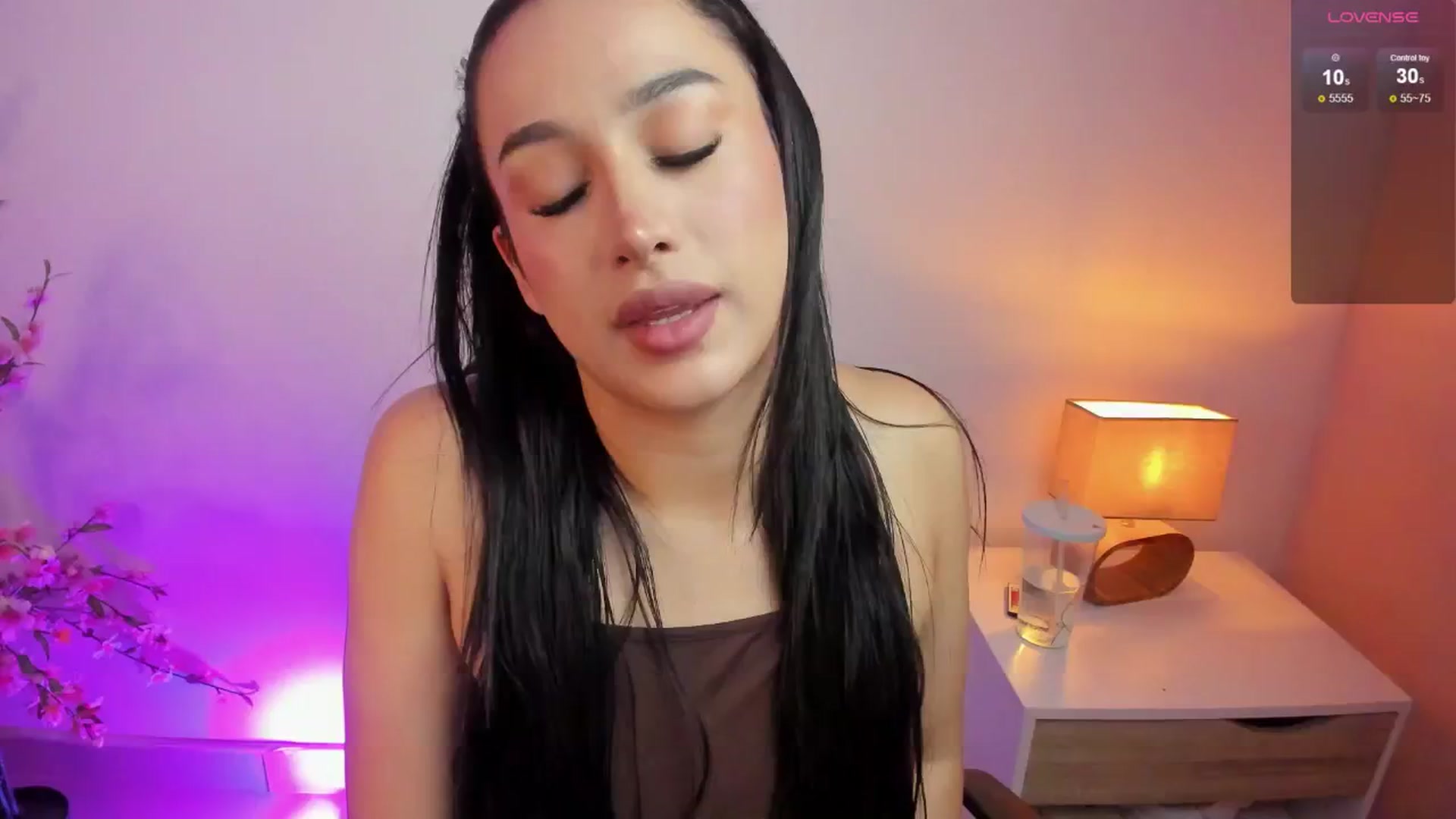 Gallery image thumbnail from Angelvicky's myfreecams stream on, 07/17/2024, 01:45 image 12 of 20