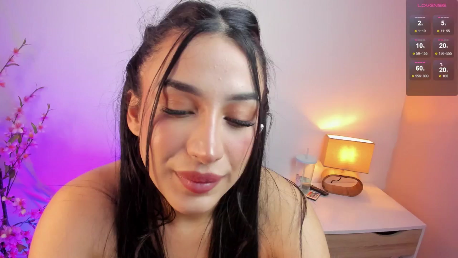 Gallery image thumbnail from Angelvicky's myfreecams stream on, 08/09/2024, 01:28 image 2 of 20