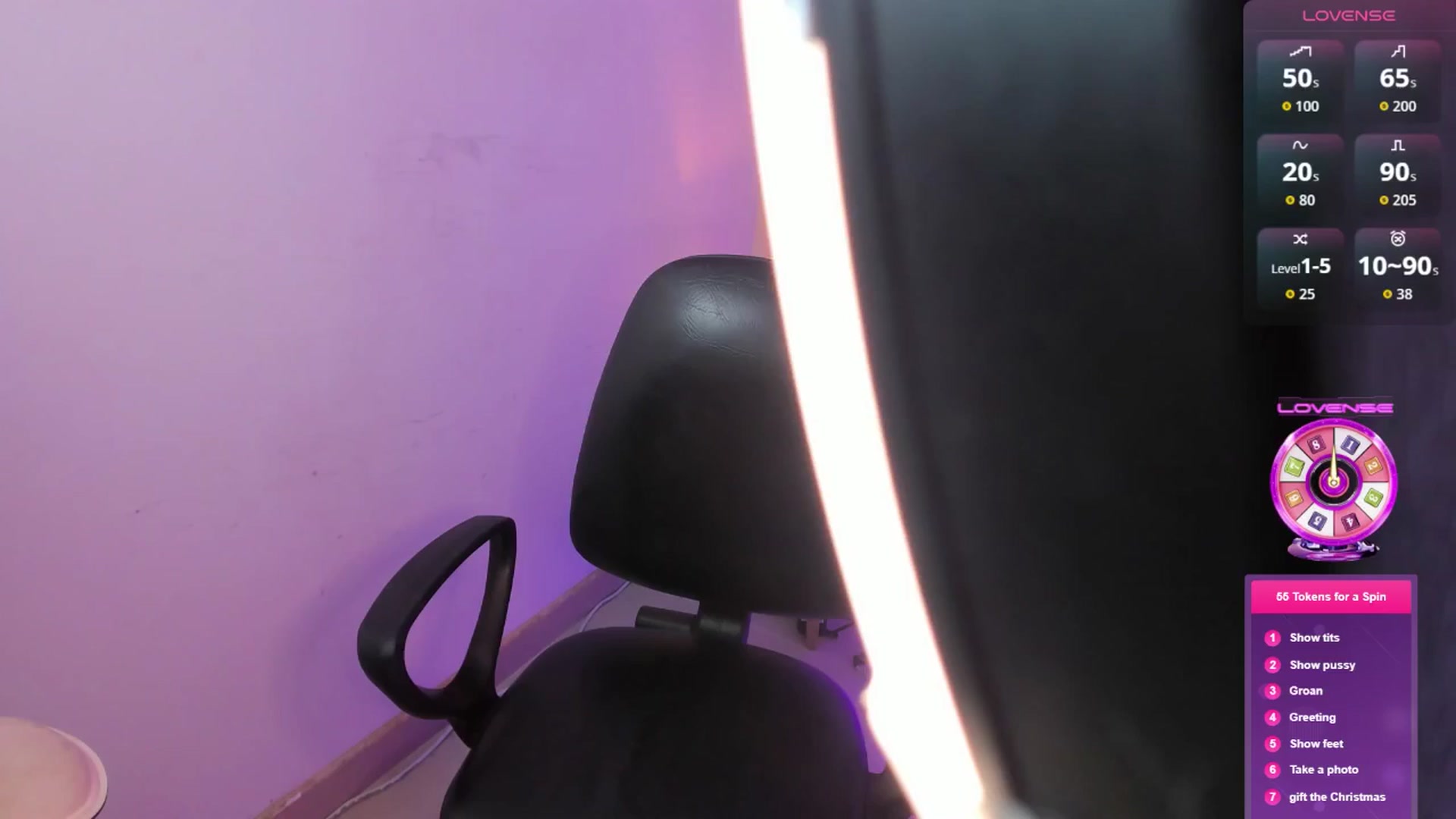 Gallery image thumbnail from Angelvicky's myfreecams stream on, 11/16/2025, 15:33 image 12 of 20