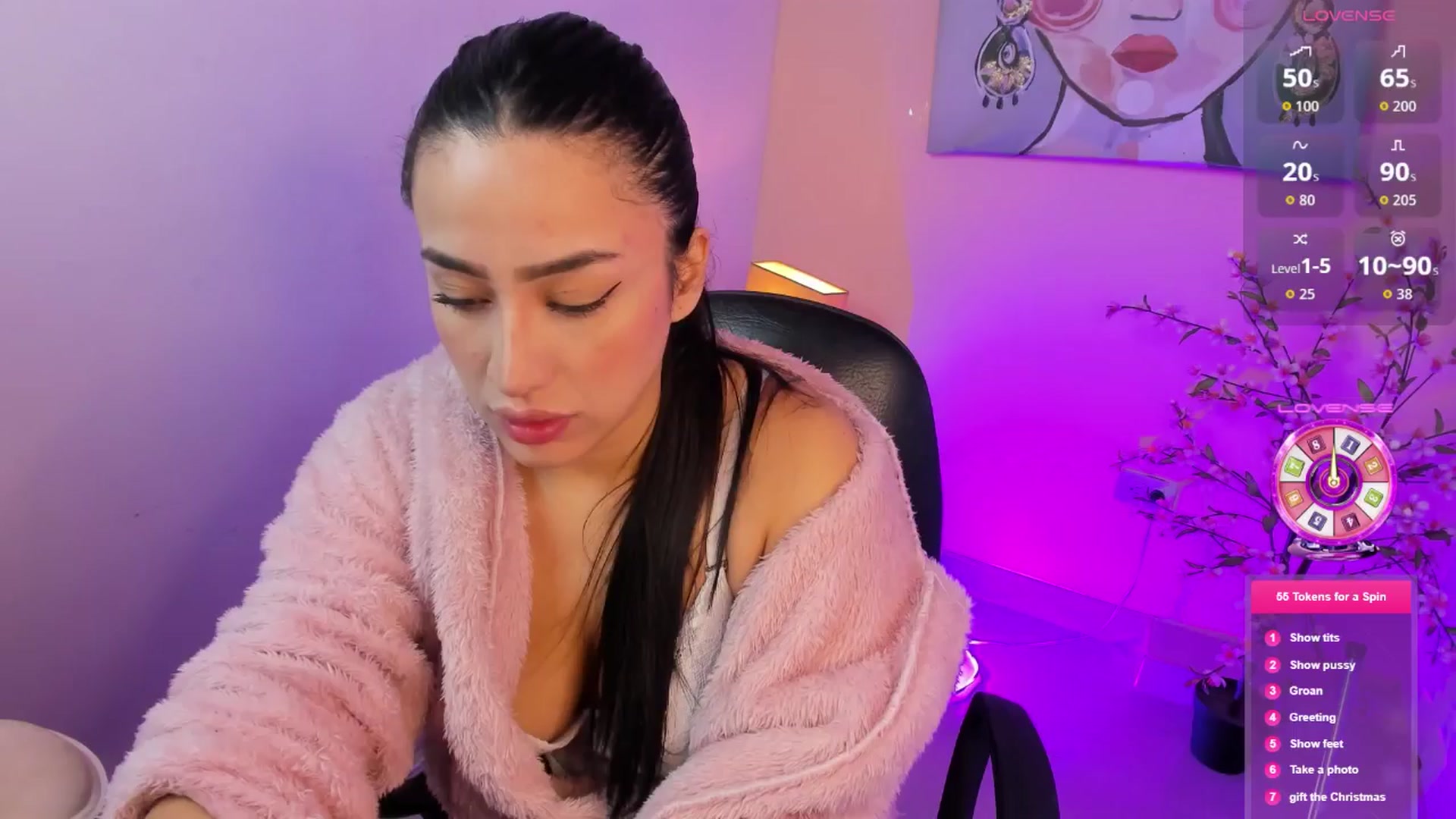 Gallery image thumbnail from Angelvicky's myfreecams stream on, 11/16/2025, 15:33 image 15 of 20