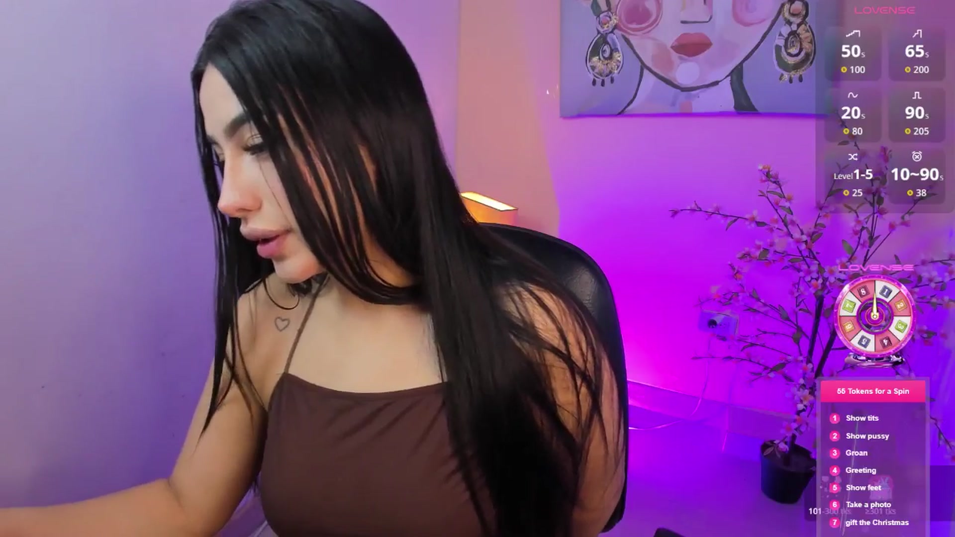 Gallery image thumbnail from Angelvicky's myfreecams stream on, 11/21/2025, 17:14 image 17 of 20