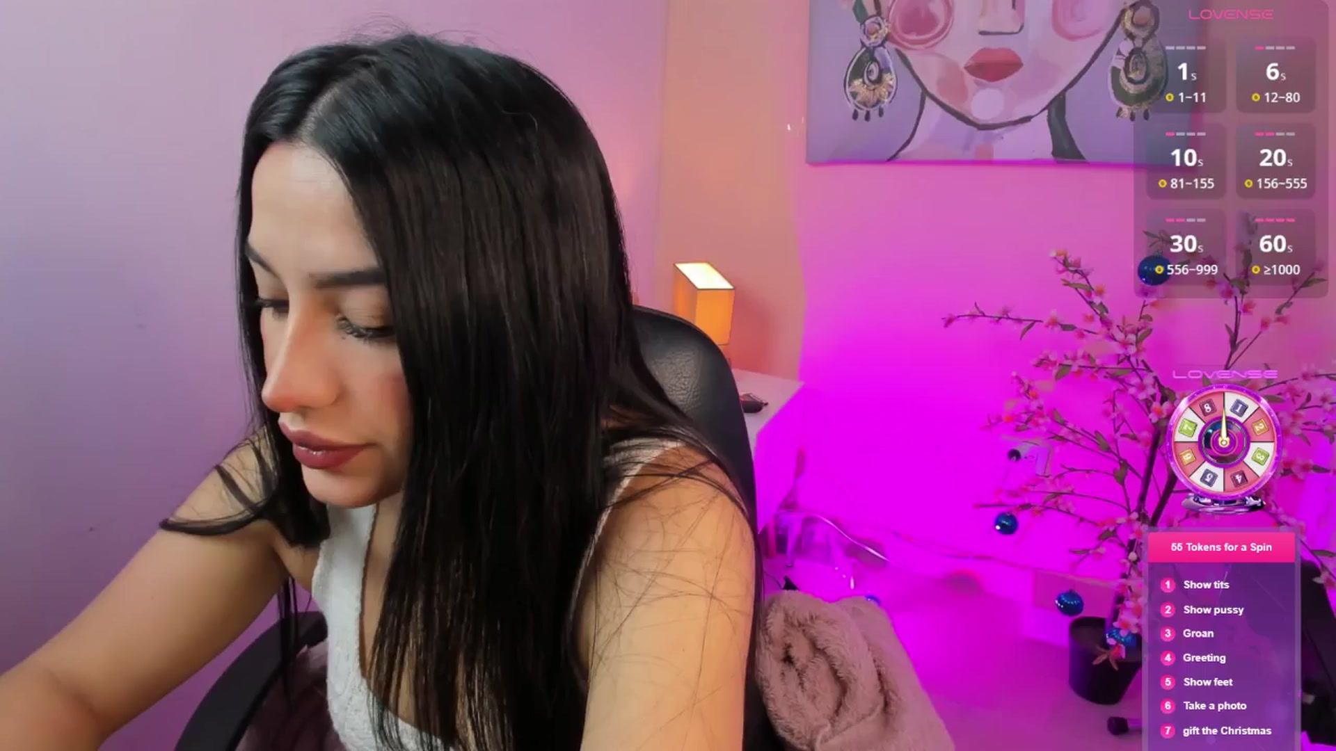 Gallery image thumbnail from Angelvicky's myfreecams stream on, 12/28/2025, 17:28 image 1 of 20