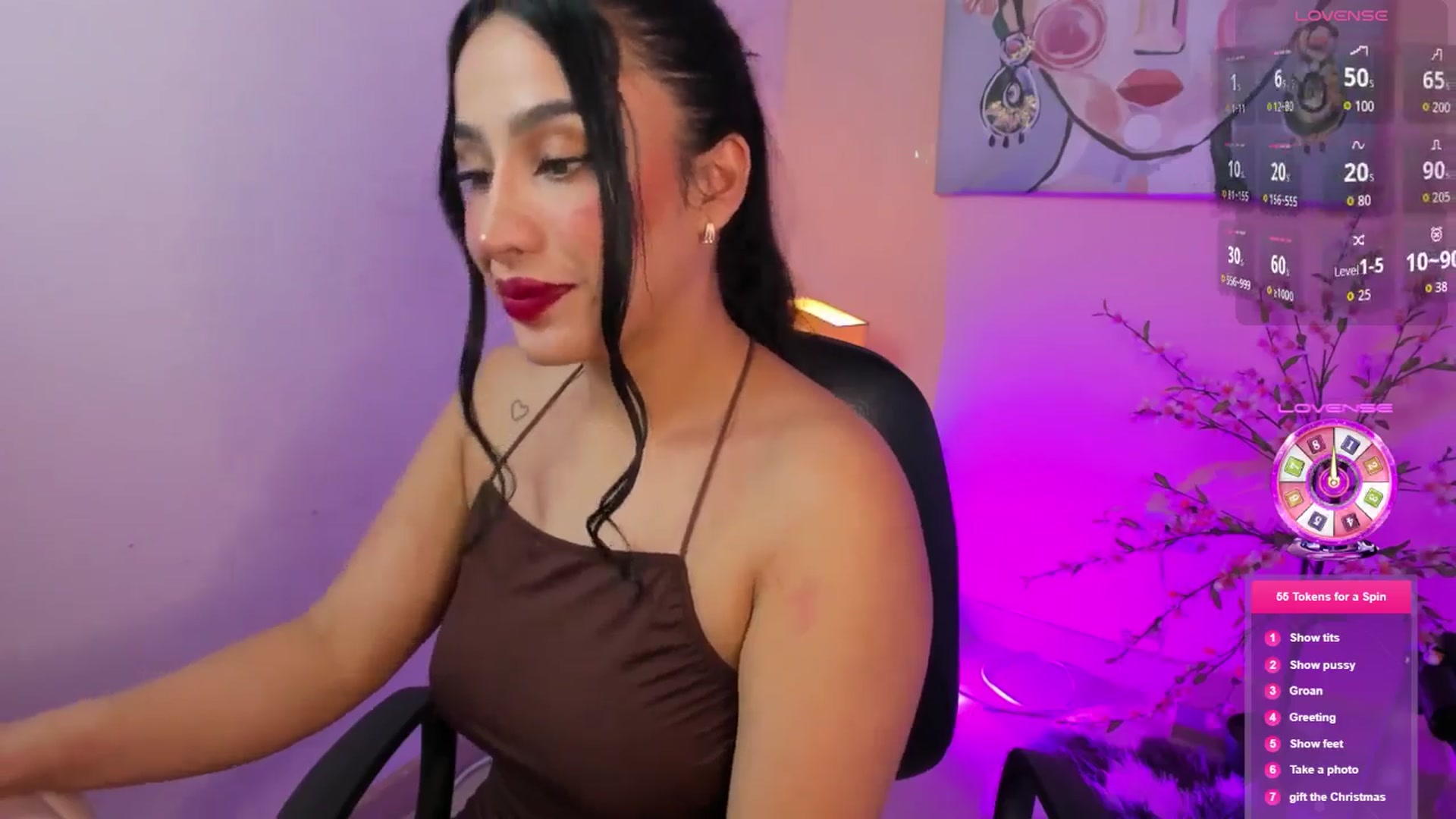 Gallery image thumbnail from Angelvicky's myfreecams stream on, 01/11/2026, 18:05 image 16 of 20
