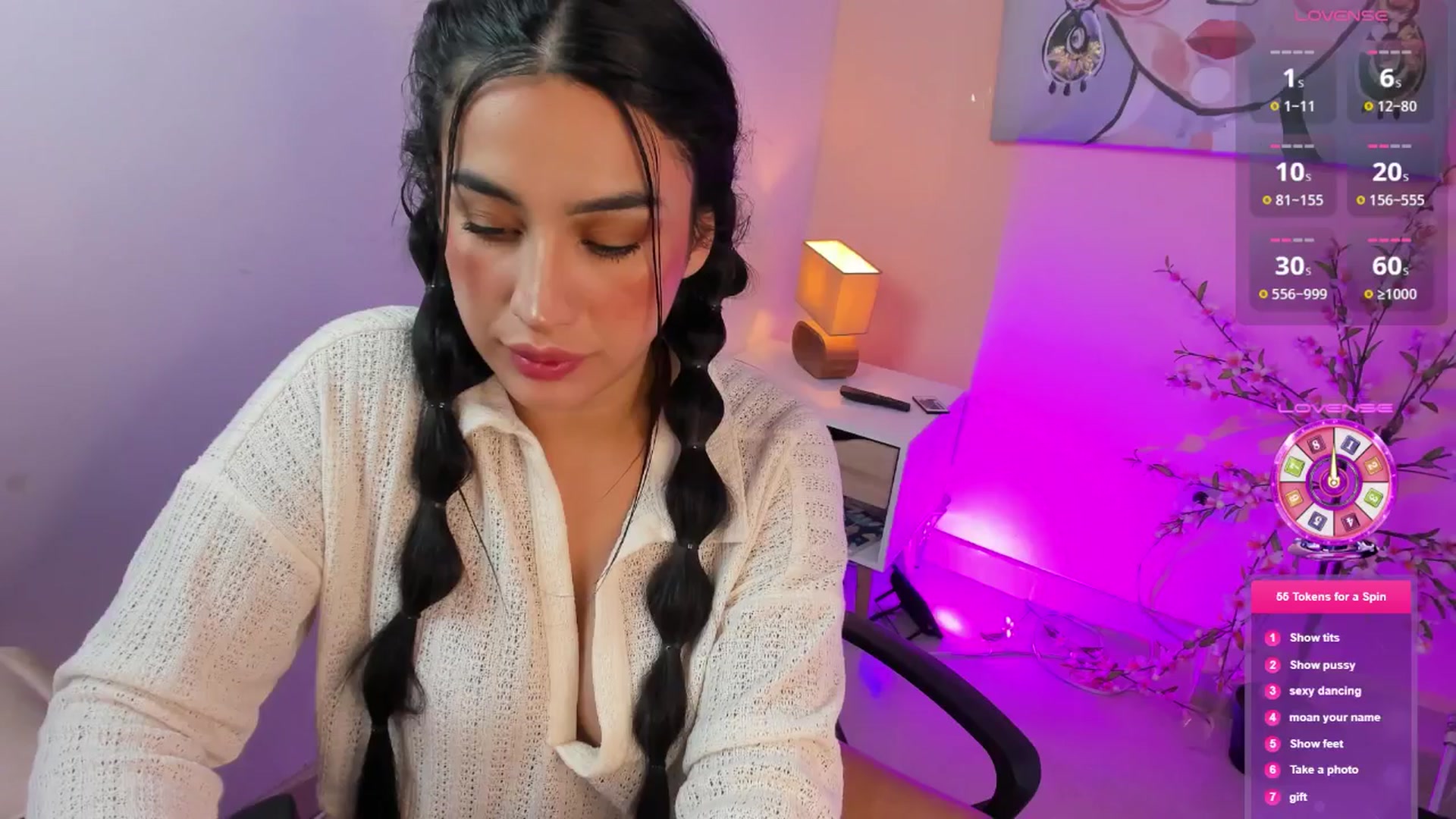 Gallery image thumbnail from Angelvicky's myfreecams stream on, 02/25/2026, 02:42 image 15 of 20