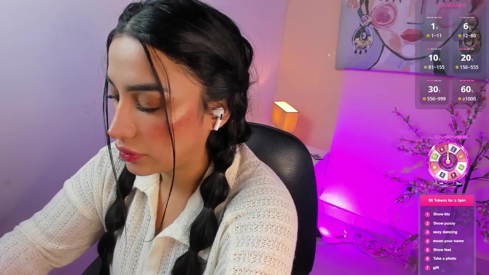 Gallery image thumbnail from Angelvicky's myfreecams stream on, 02/25/2026, 02:42 image 12 of 20