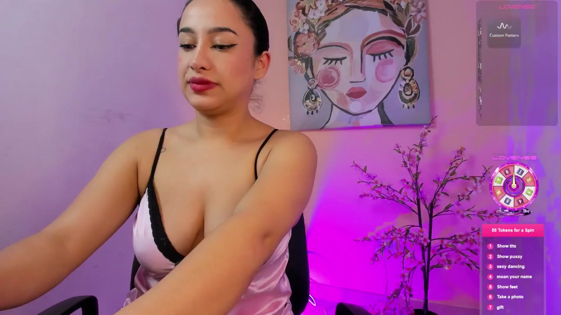 Gallery image thumbnail from Angelvicky's myfreecams stream on, 03/30/2026, 01:41 image 18 of 20