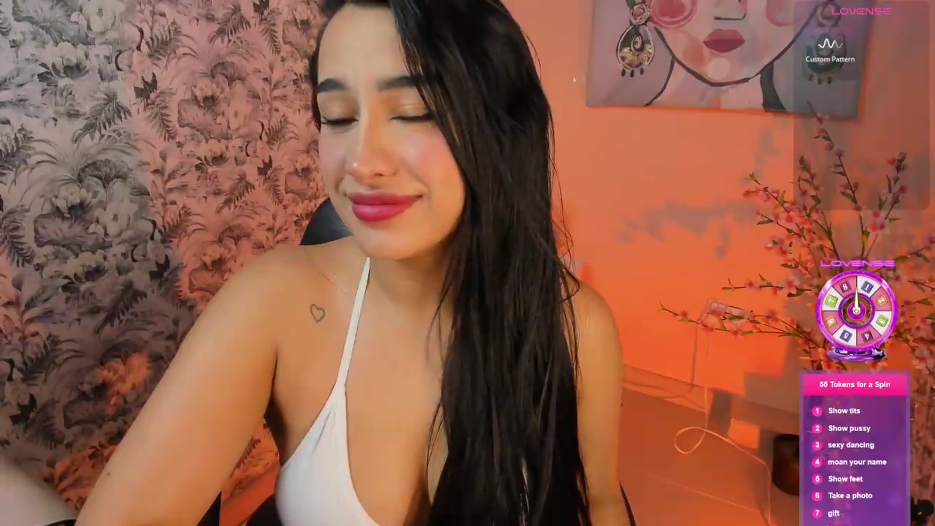 Gallery image thumbnail from Angelvicky's myfreecams stream on, 05/28/2026, 03:00 image 14 of 20