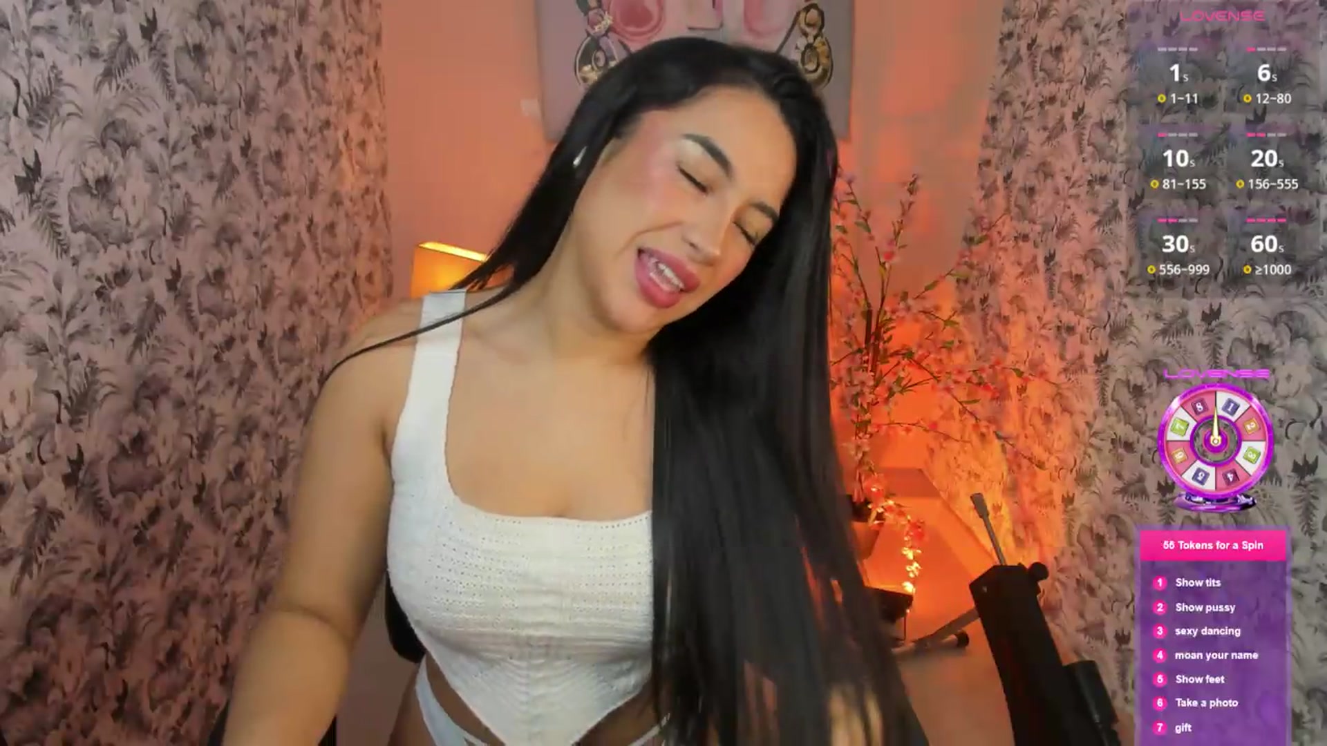 Gallery image thumbnail from Angelvicky's myfreecams stream on, 06/27/2026, 15:16 image 4 of 20