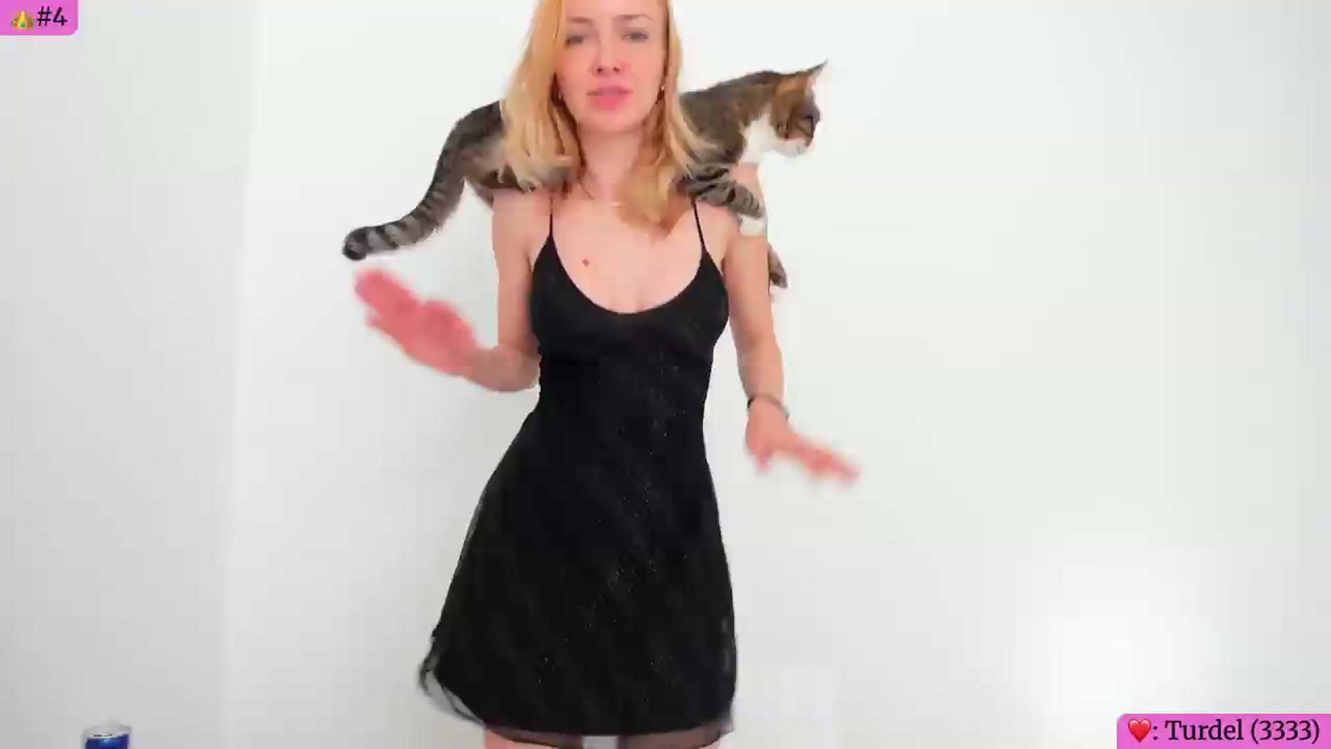 Gallery image thumbnail from Angie's myfreecams stream on, 05/27/2026, 05:34 image 19 of 20