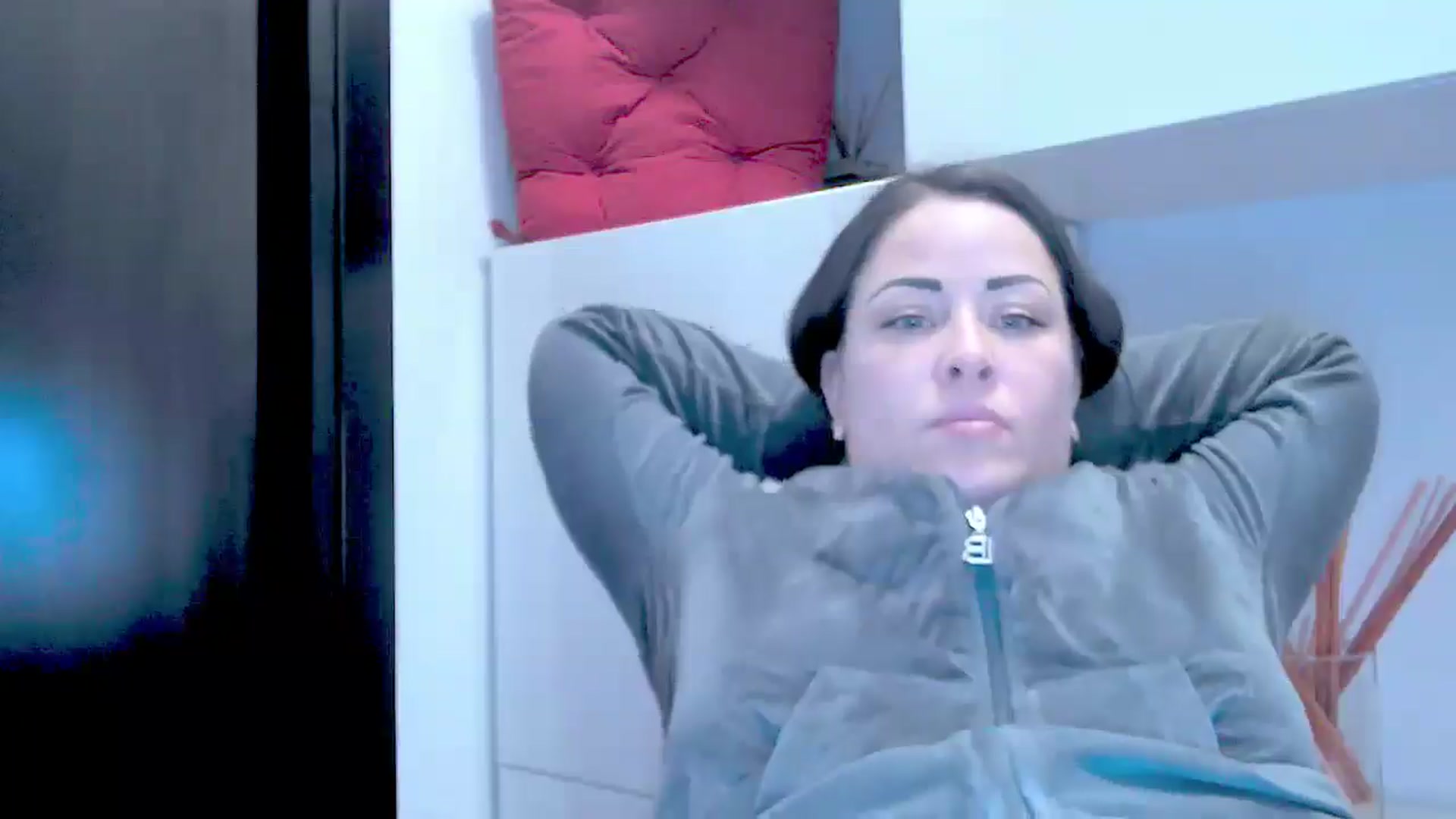 Gallery image thumbnail from AngieAss's myfreecams stream on, 05/09/2025, 15:06 image 17 of 20