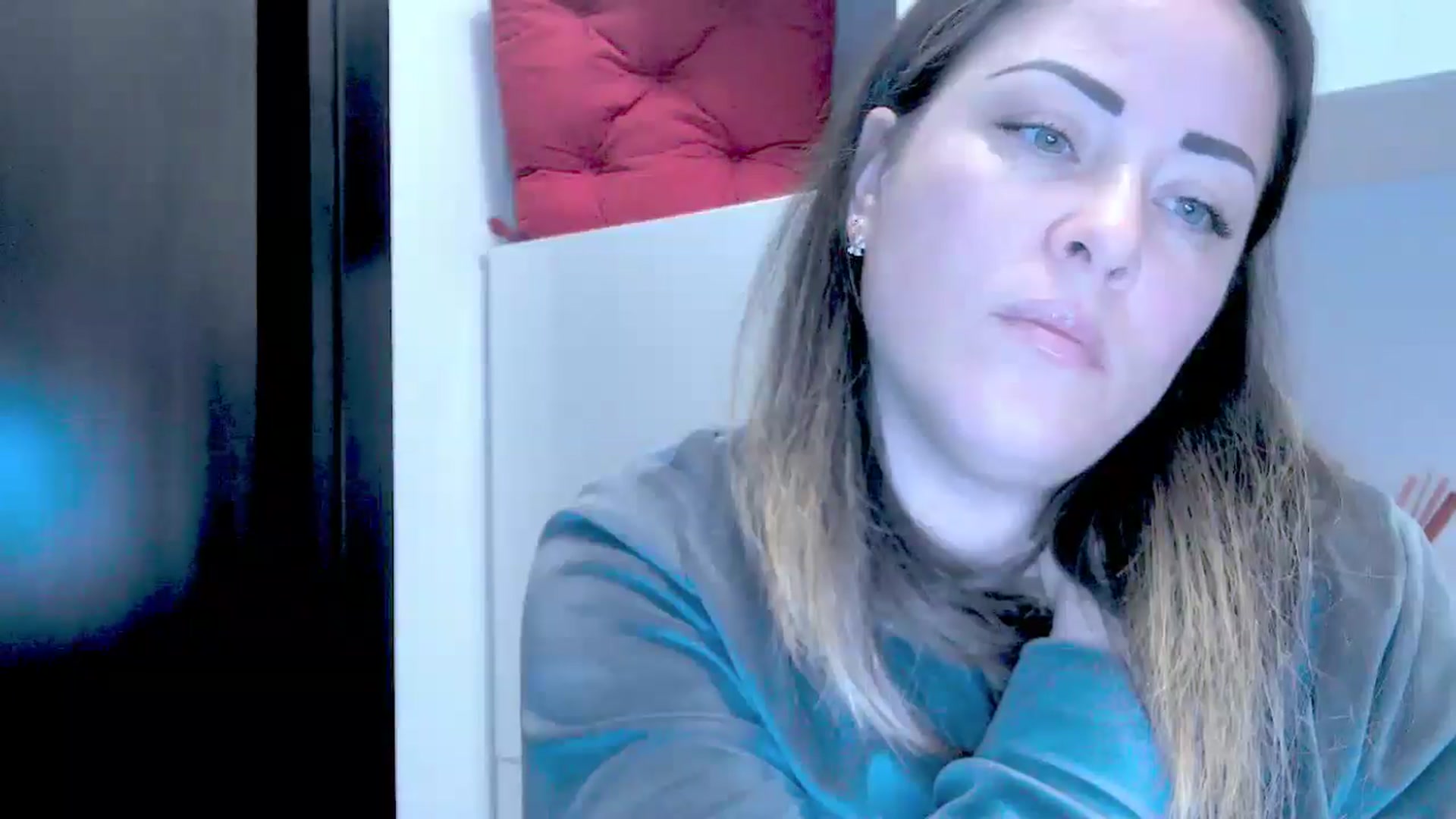 Gallery image thumbnail from AngieAss's myfreecams stream on, 05/09/2025, 15:06 image 13 of 20