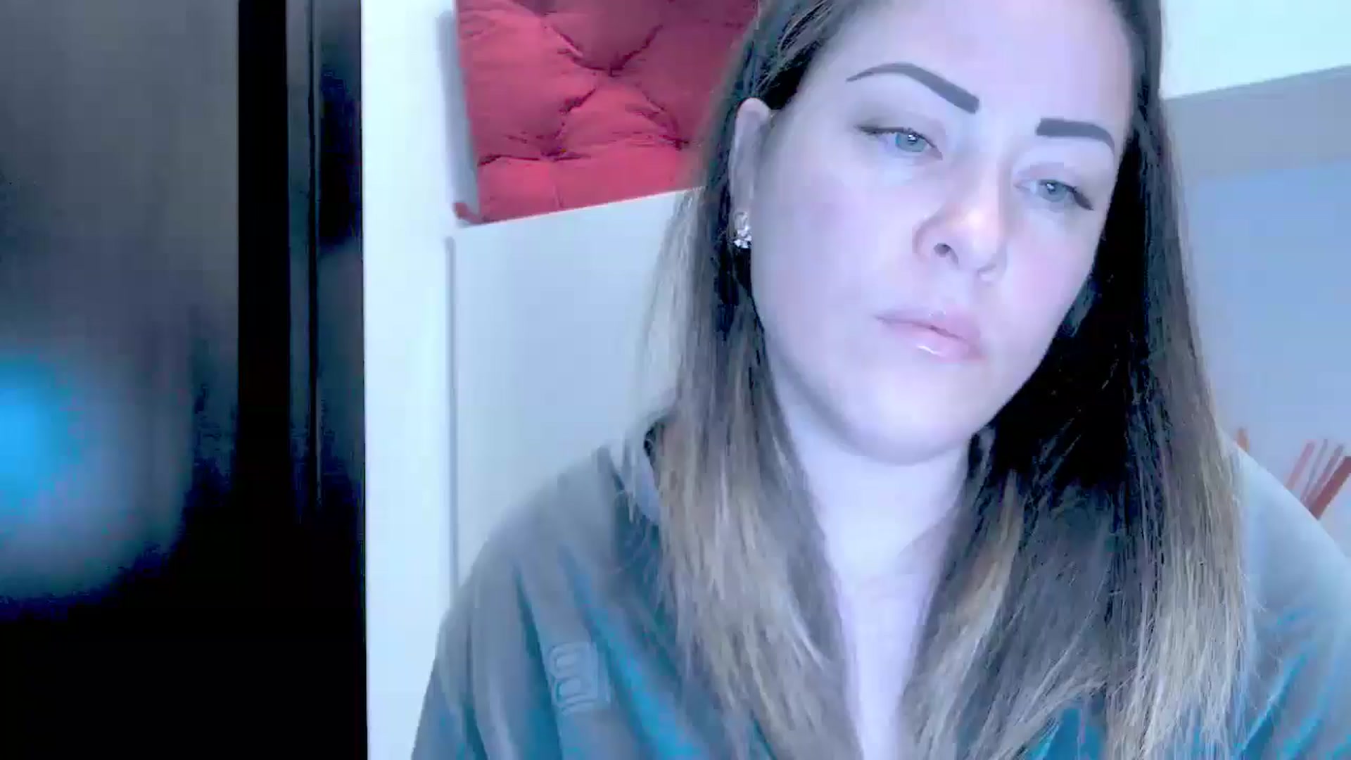 Gallery image thumbnail from AngieAss's myfreecams stream on, 05/09/2025, 15:06 image 11 of 20