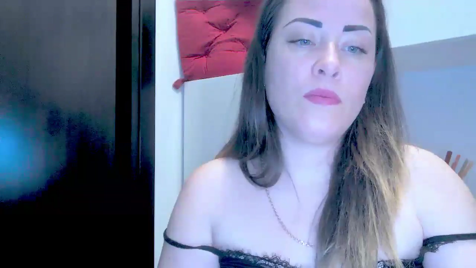 Gallery image thumbnail from AngieAss's myfreecams stream on, 05/19/2025, 15:07 image 8 of 20