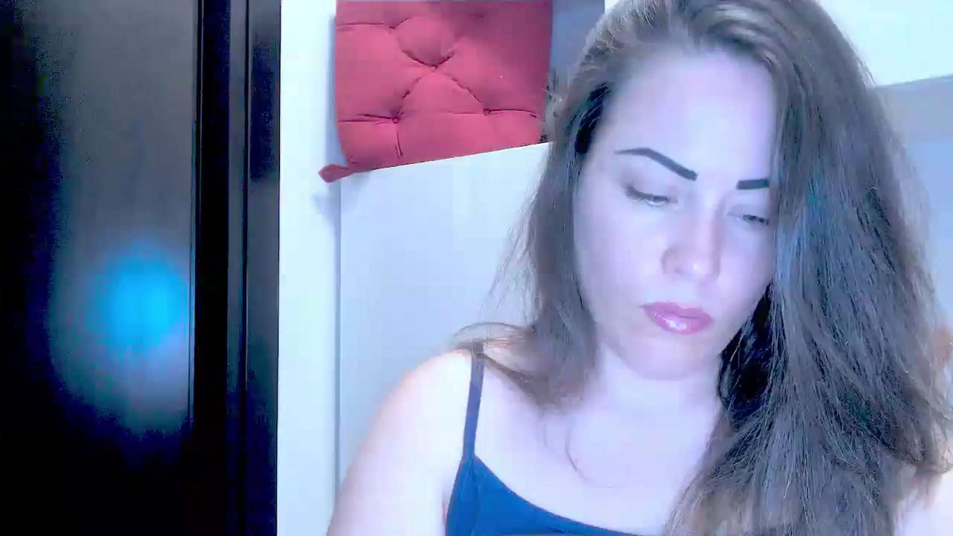 Gallery image thumbnail from AngieAss's myfreecams stream on, 06/18/2025, 14:27 image 12 of 20