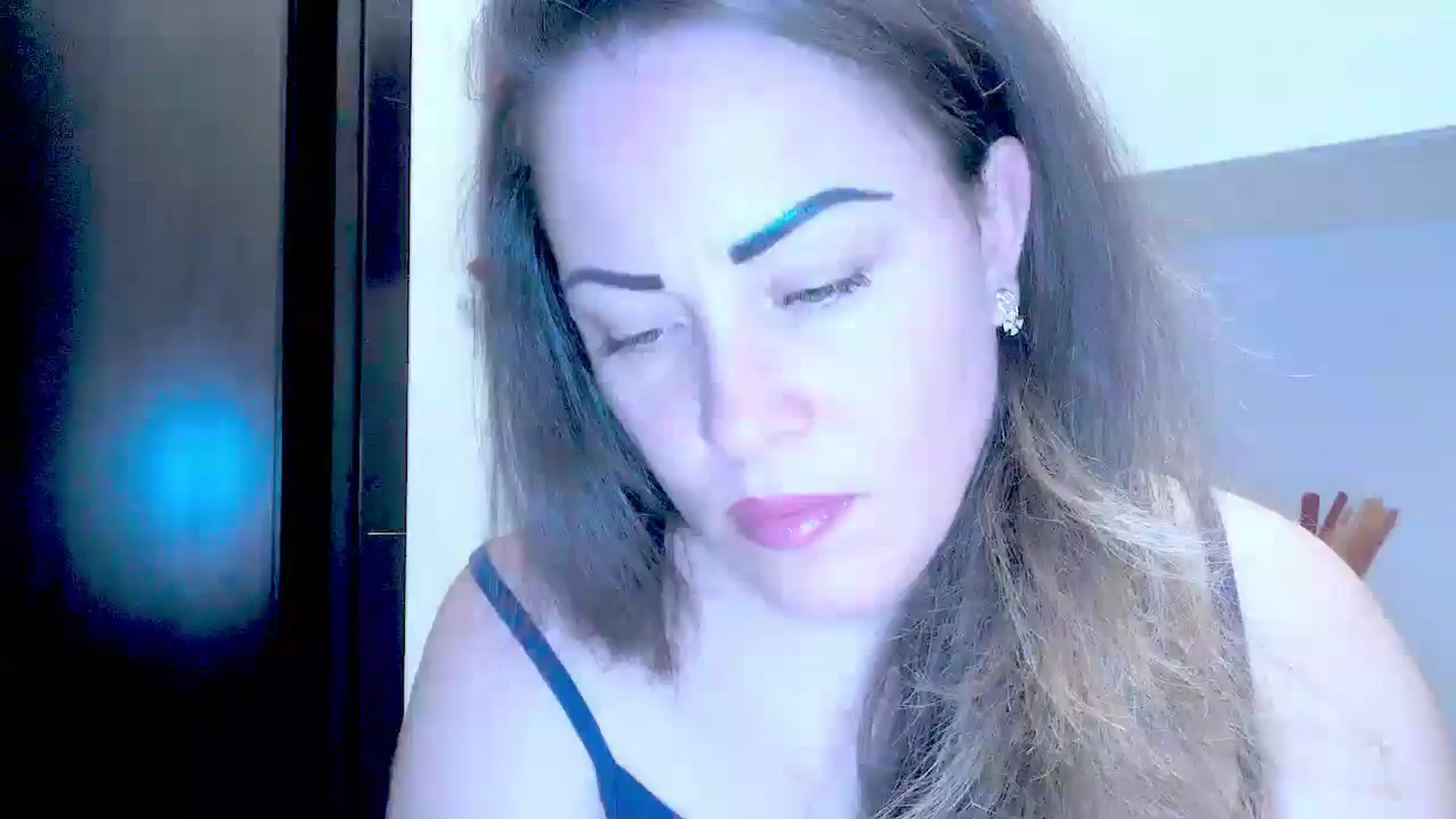 Gallery image thumbnail from AngieAss's myfreecams stream on, 06/18/2025, 14:27 image 3 of 20