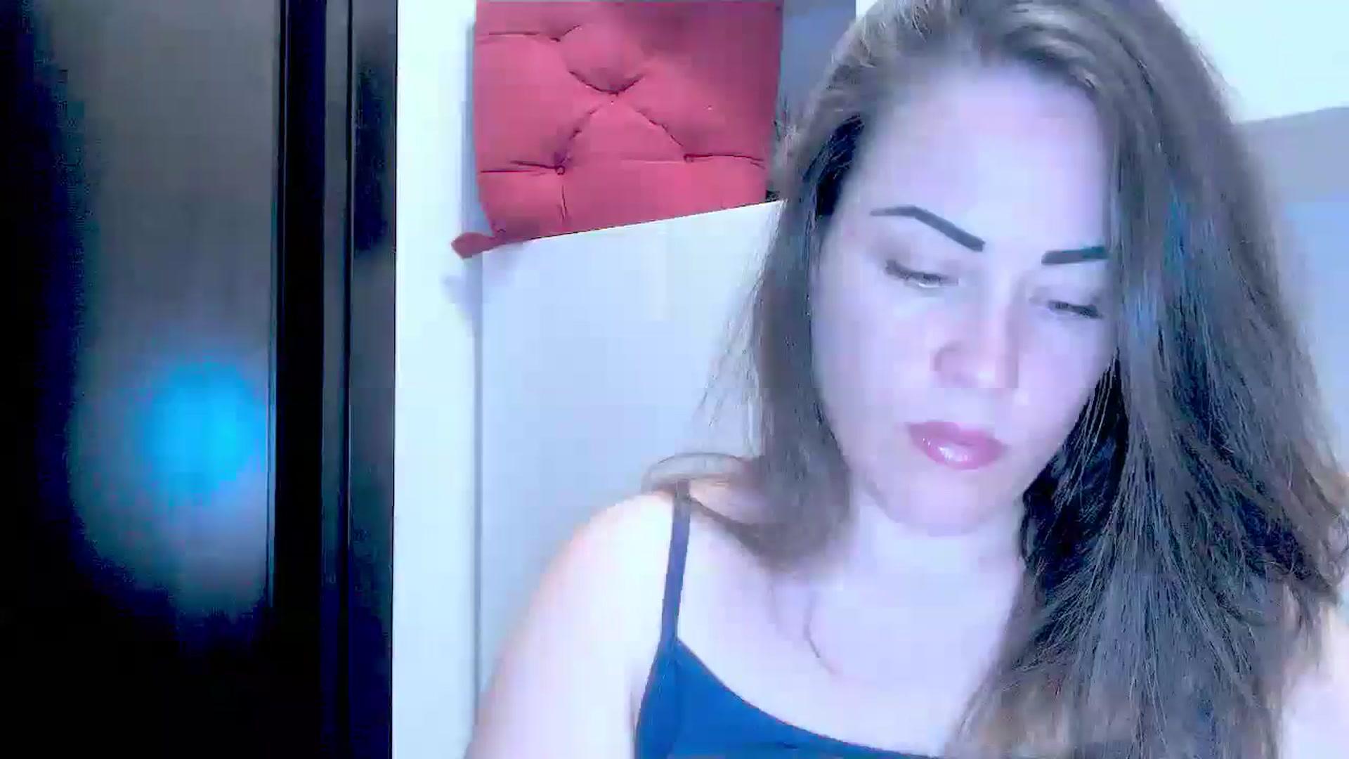 Gallery image thumbnail from AngieAss's myfreecams stream on, 06/18/2025, 14:27 image 11 of 20