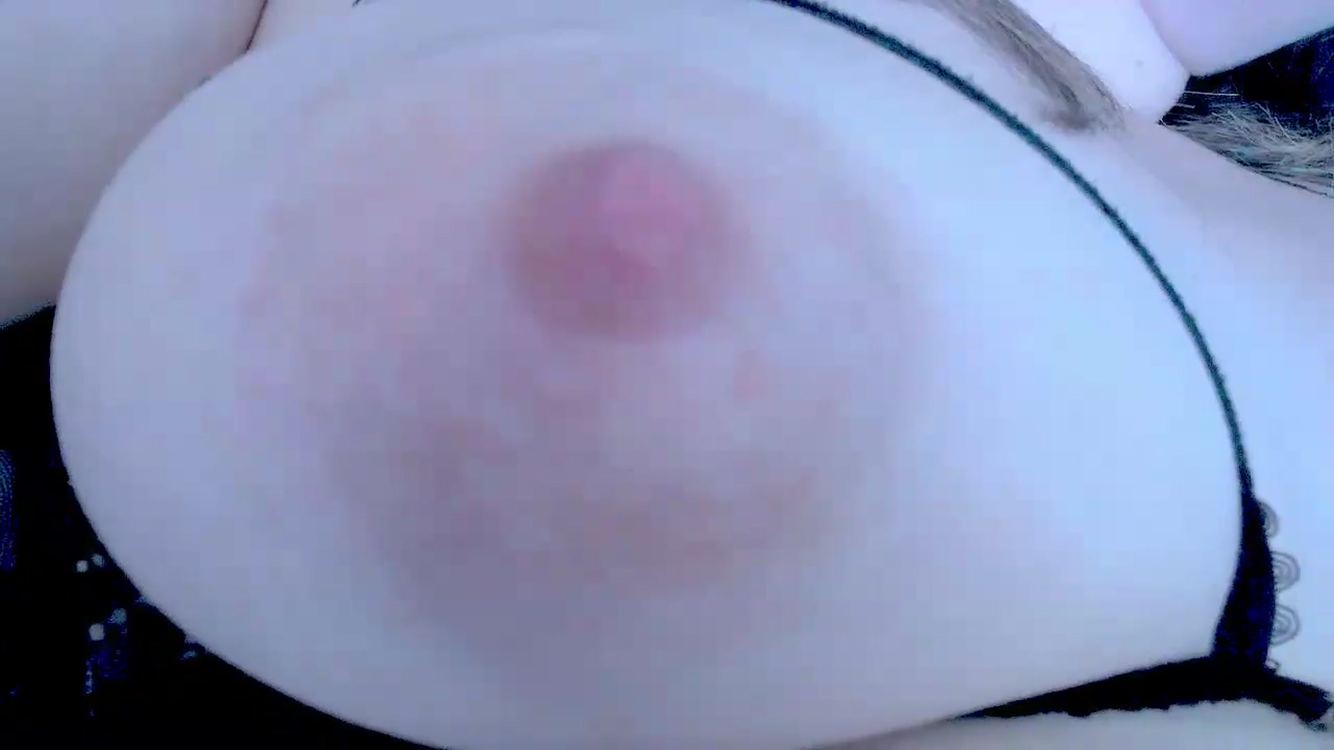 Gallery image thumbnail from AngieAss's myfreecams stream on, 06/25/2025, 14:38 image 2 of 20