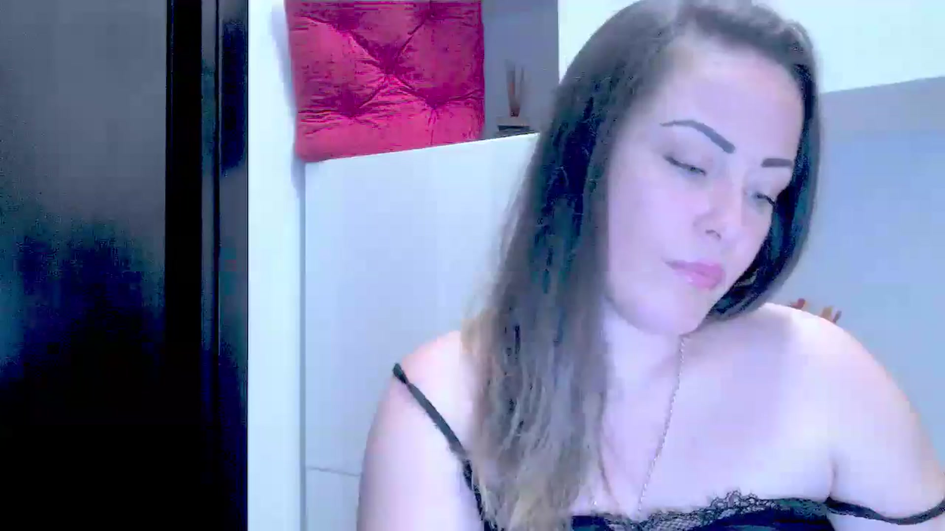 Gallery image thumbnail from AngieAss's myfreecams stream on, 06/27/2025, 14:21 image 8 of 20