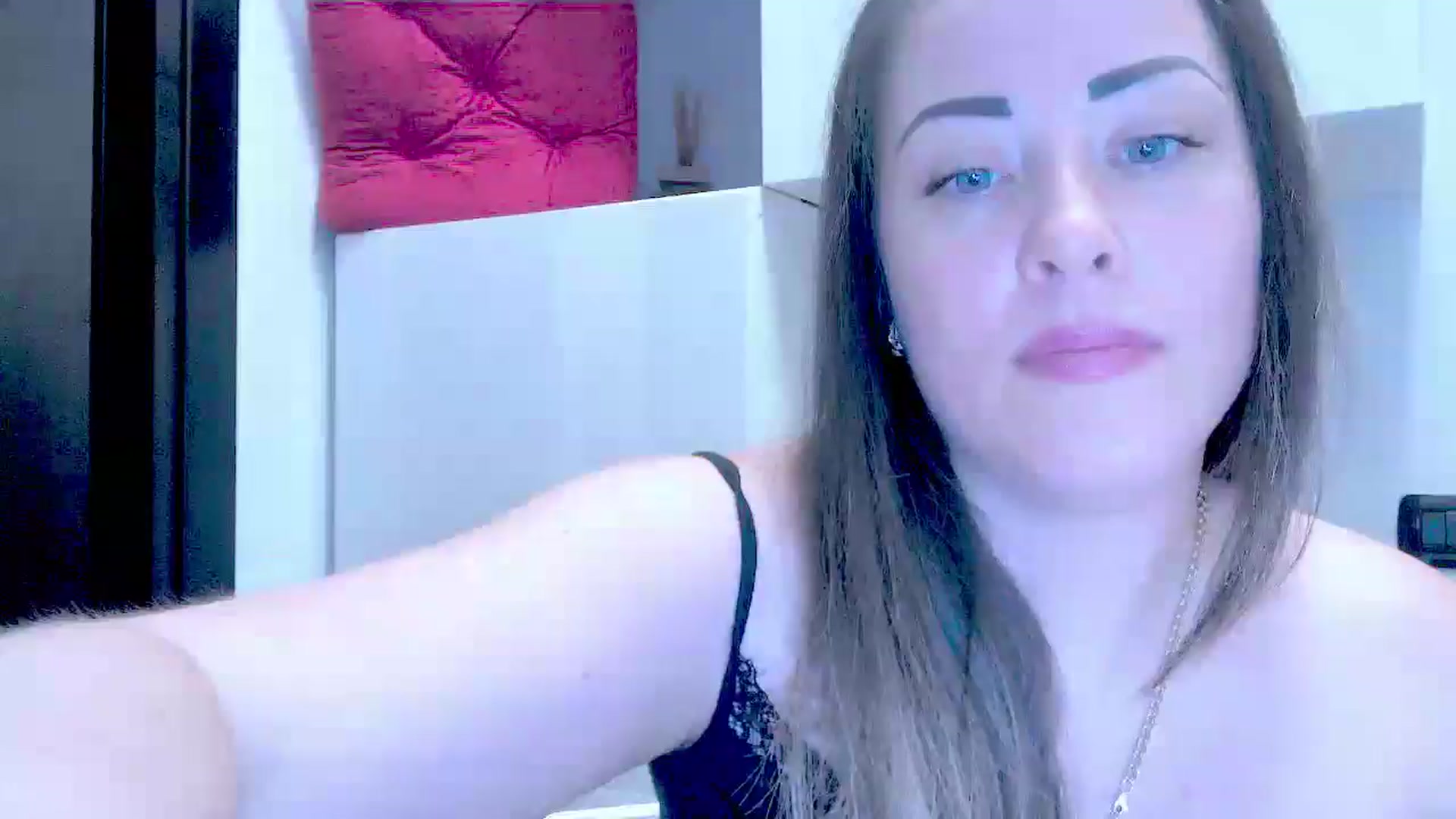 Gallery image thumbnail from AngieAss's myfreecams stream on, 06/27/2025, 14:21 image 11 of 20